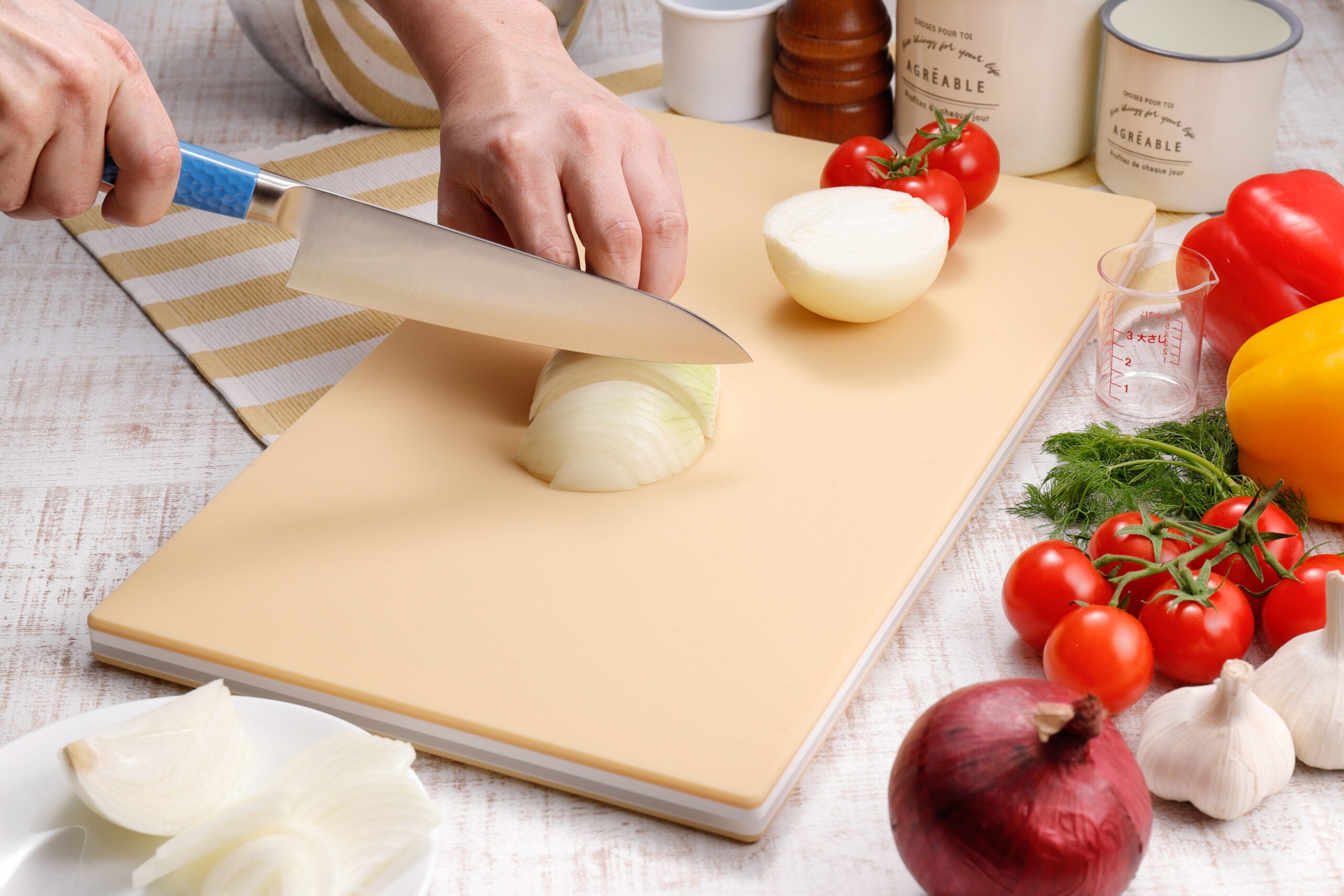 Hasegawa Cutting Board 360mm x 200mm - Japanny - Best Japanese Knife