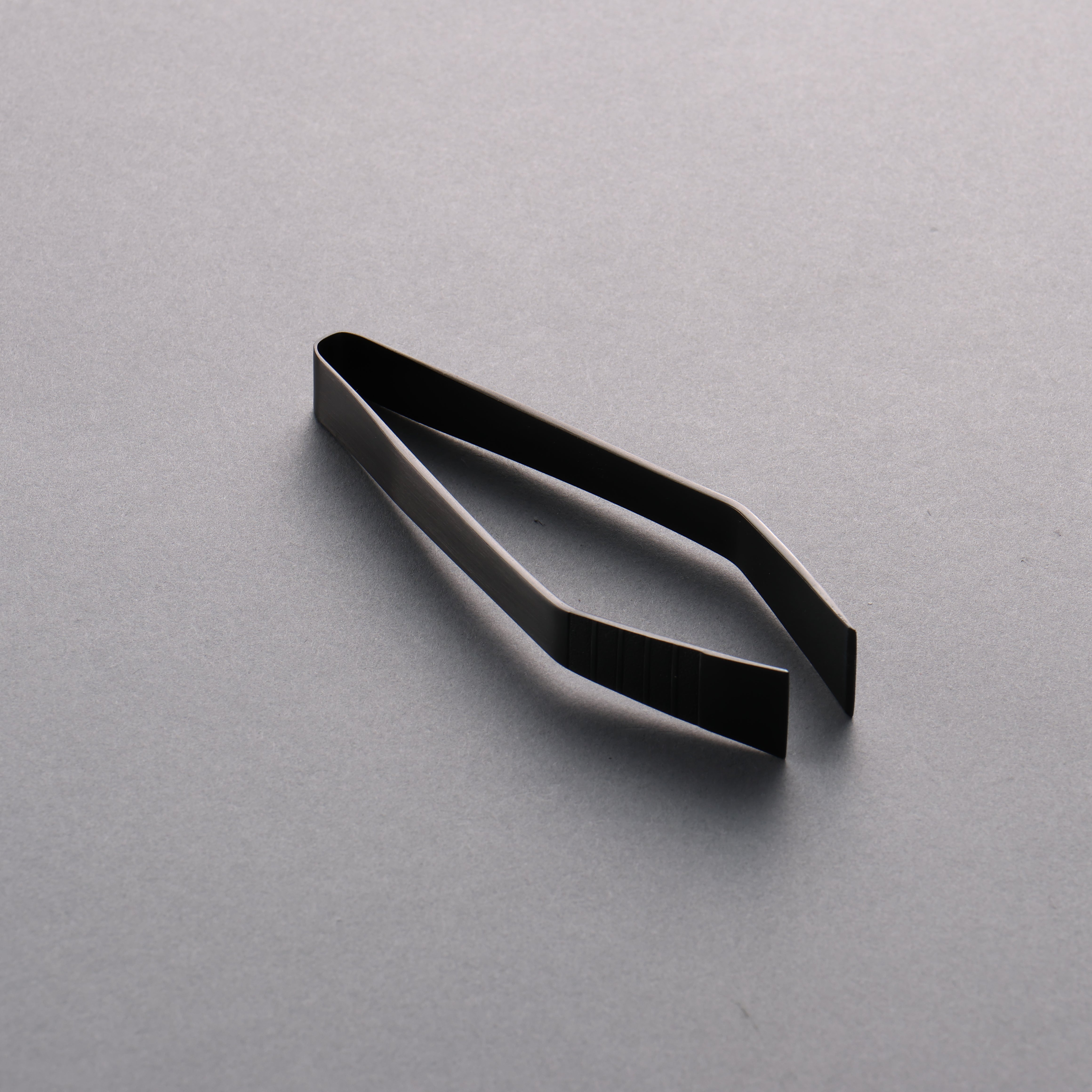 Angled (Kansai Style) Black Oxidized with anti-slip Steel Fishbone Tweezers 120mm - Japanny - Best Japanese Knife