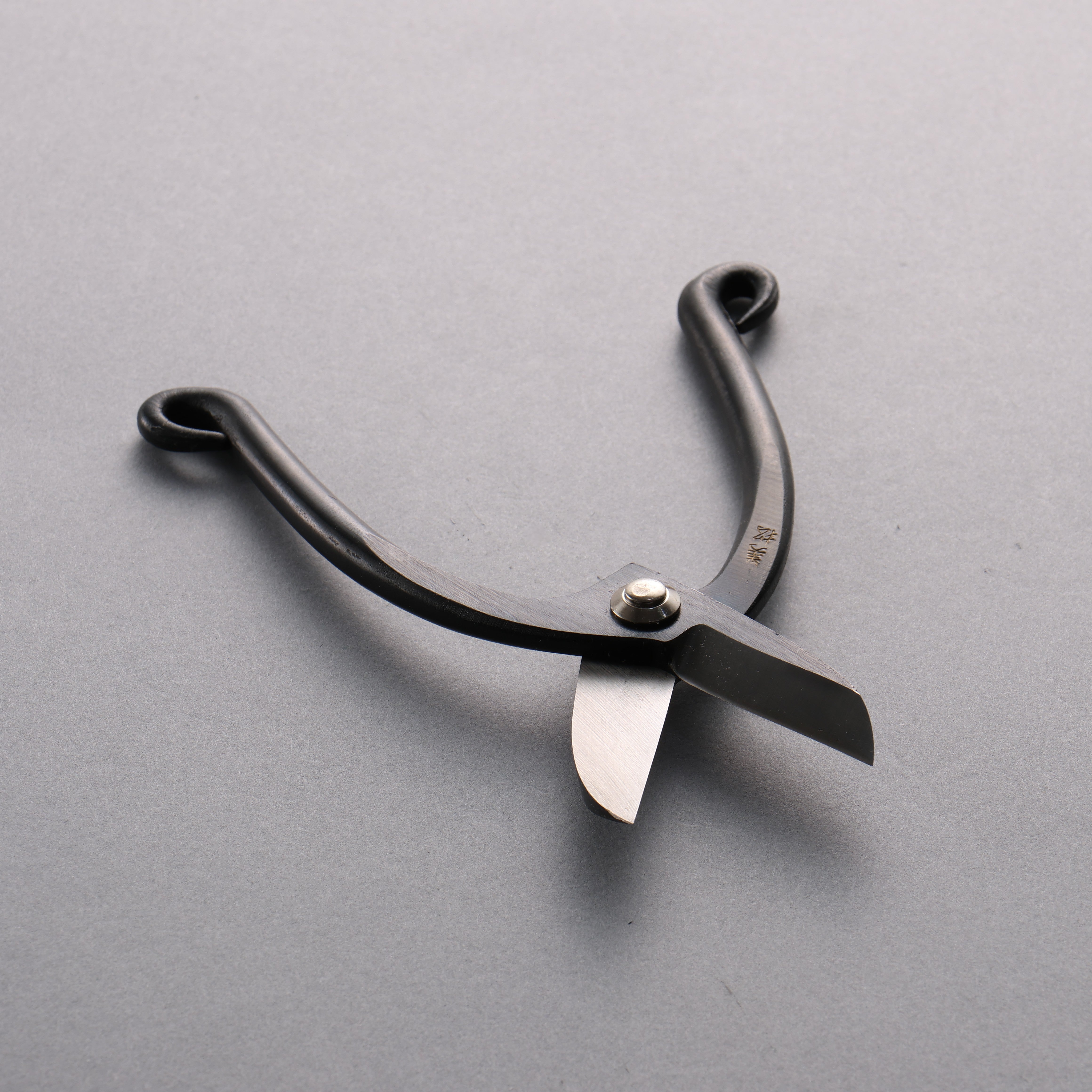 Mimatsu Ikenobou Carbon steel Gardening Shears 165mm - Japanny - Best Japanese Knife