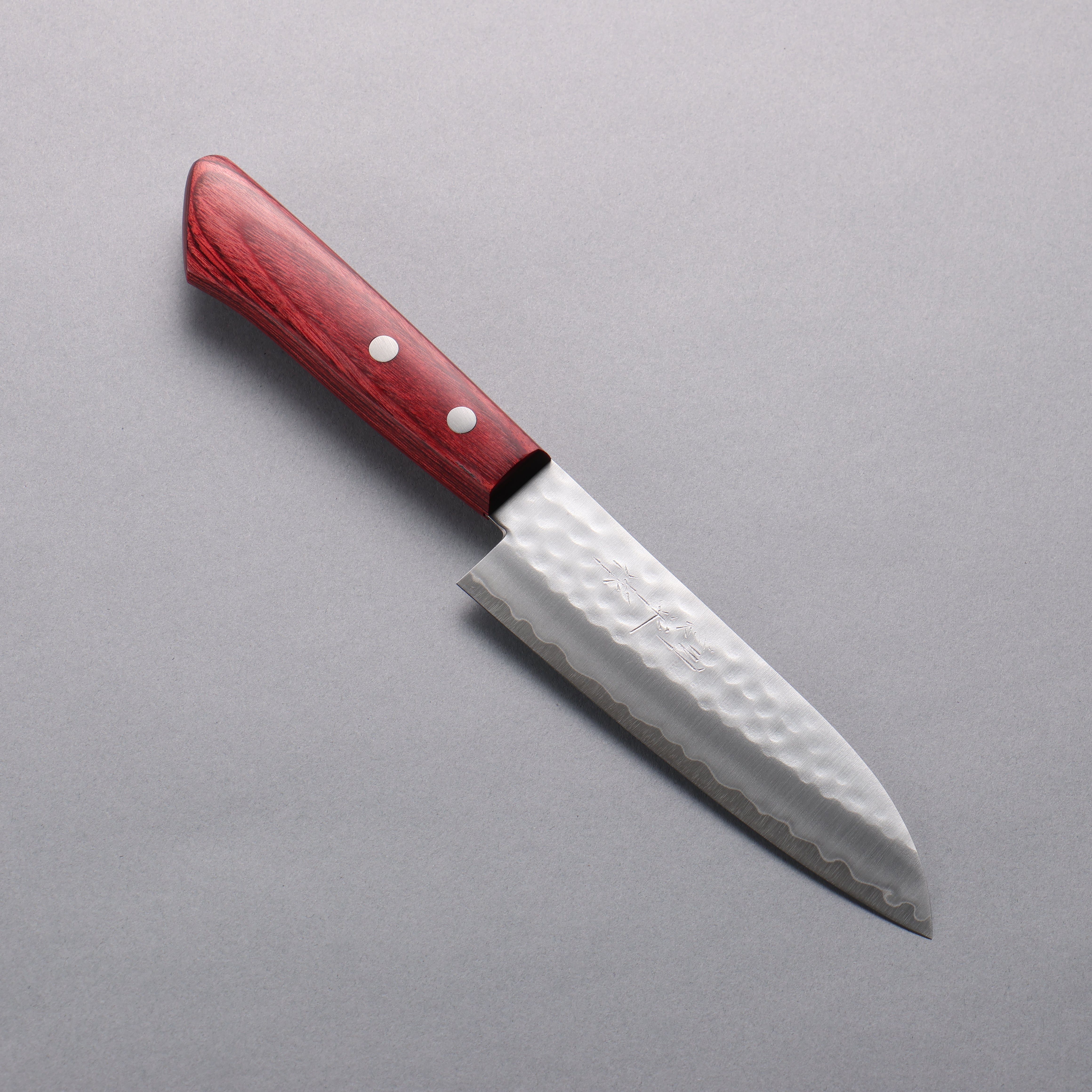 Kunihira VG1 Hammered Small Santoku 130mm Red Pakka wood Handle - Japanny - Best Japanese Knife