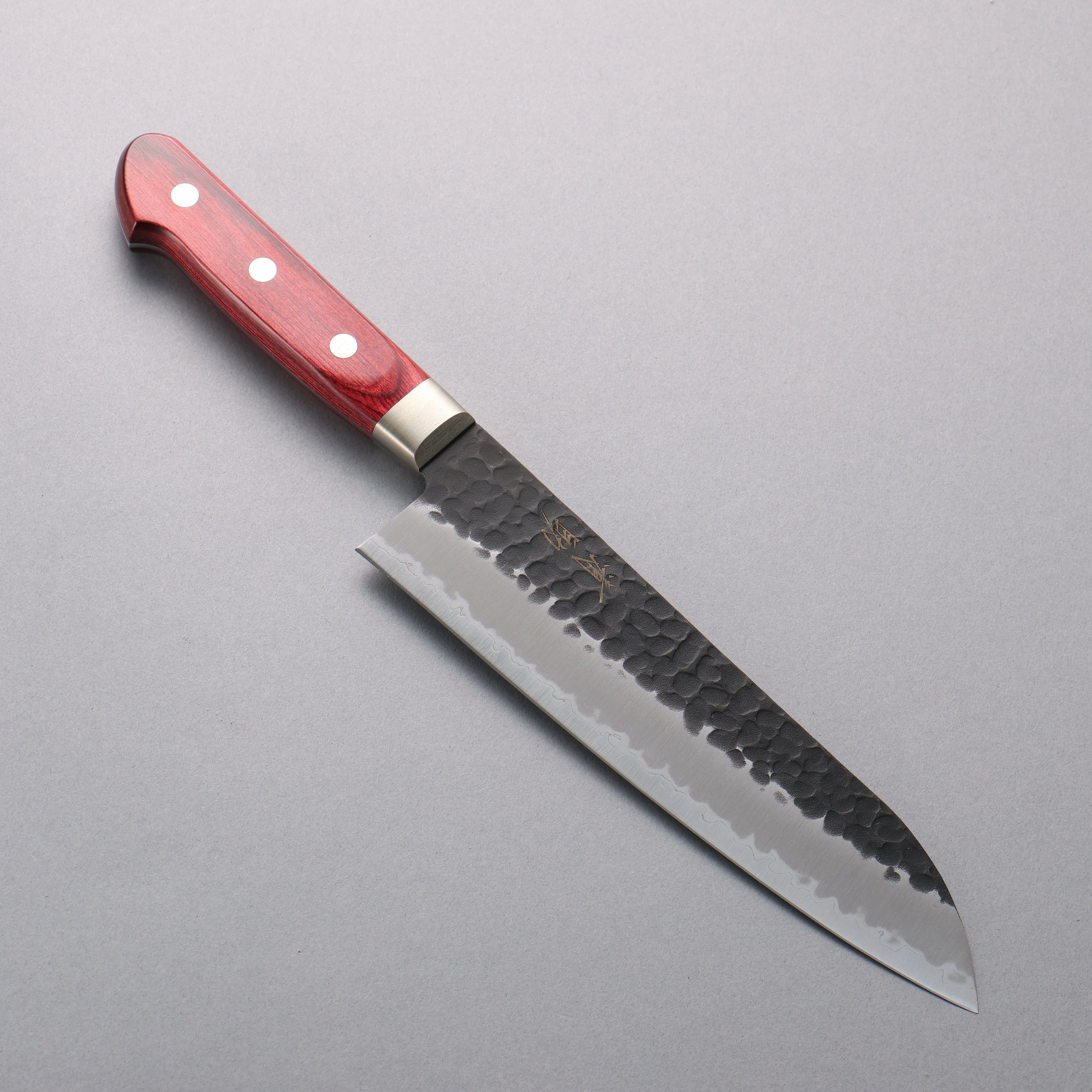 Seisuke Blue Super Hammered Black Finished Santoku 180mm Red Pakka wood Handle - Japanny - Best Japanese Knife