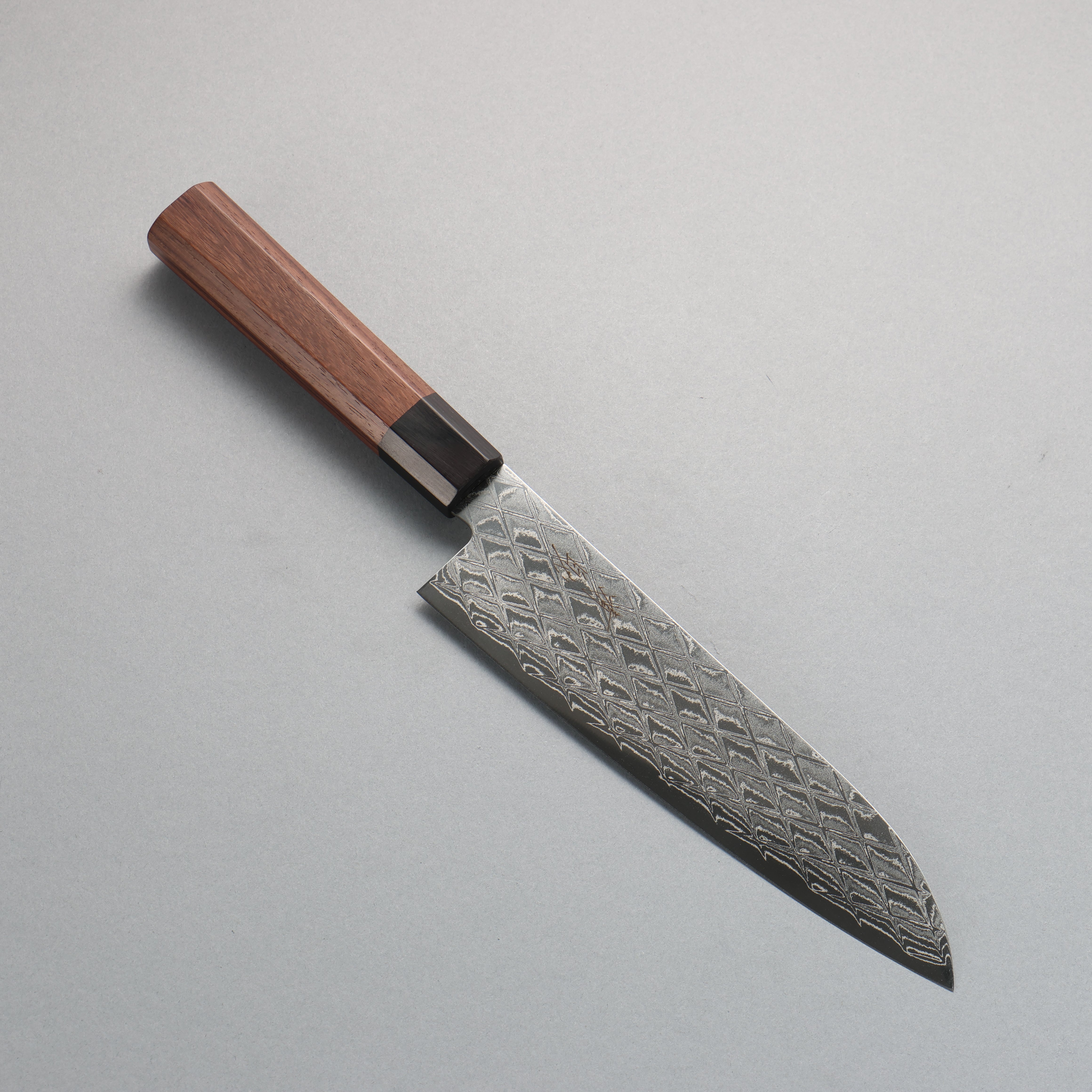 Seisuke AUS10 Mirror Crossed Santoku 180mm Rosewood (Ferrule: Black Pakka Wood) Handle - Japanny - Best Japanese Knife