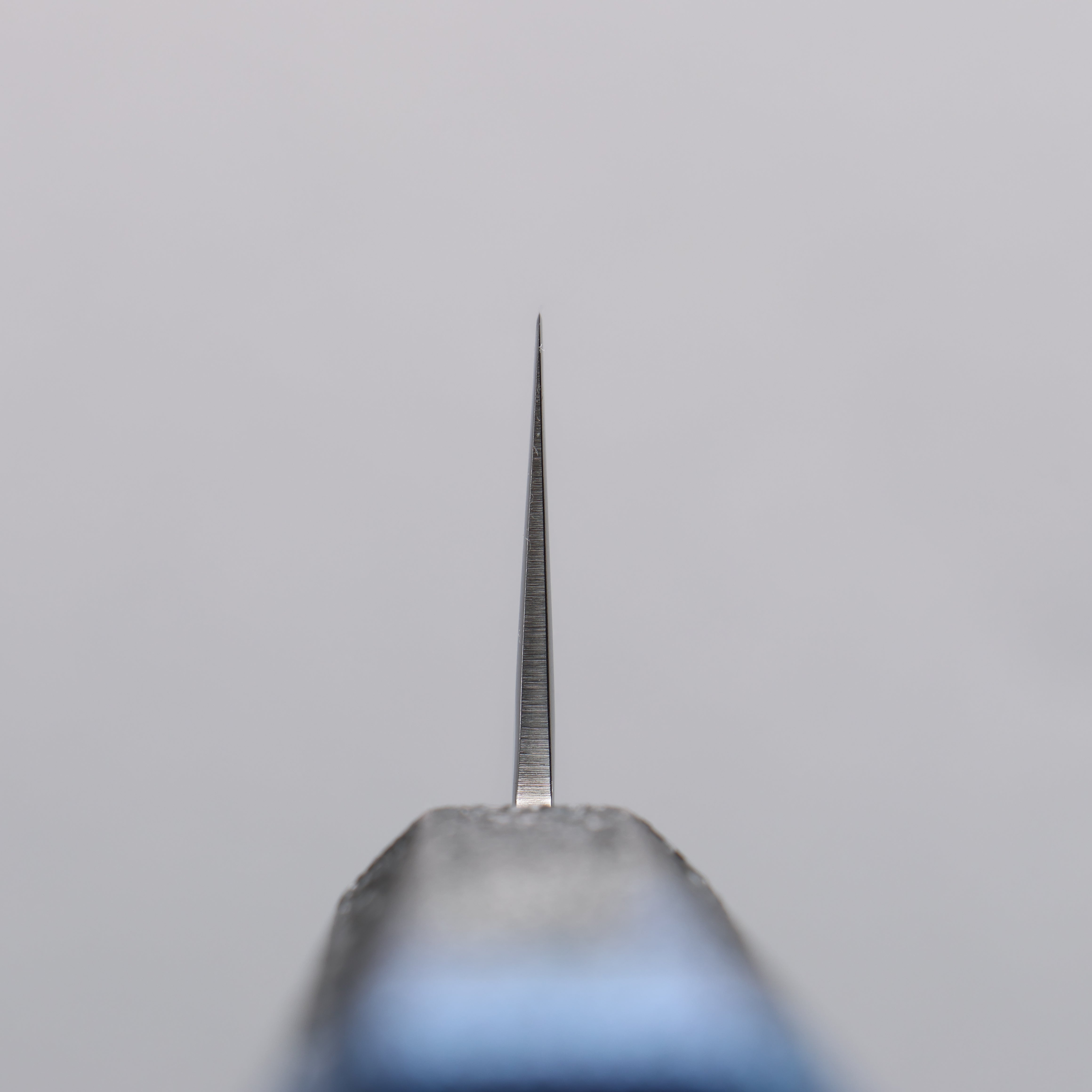 Sakai Takayuki Rinnou VG10 33 Layer Damascus Nakiri 160mm Blue Lacquered Handle - Japanny - Best Japanese Knife