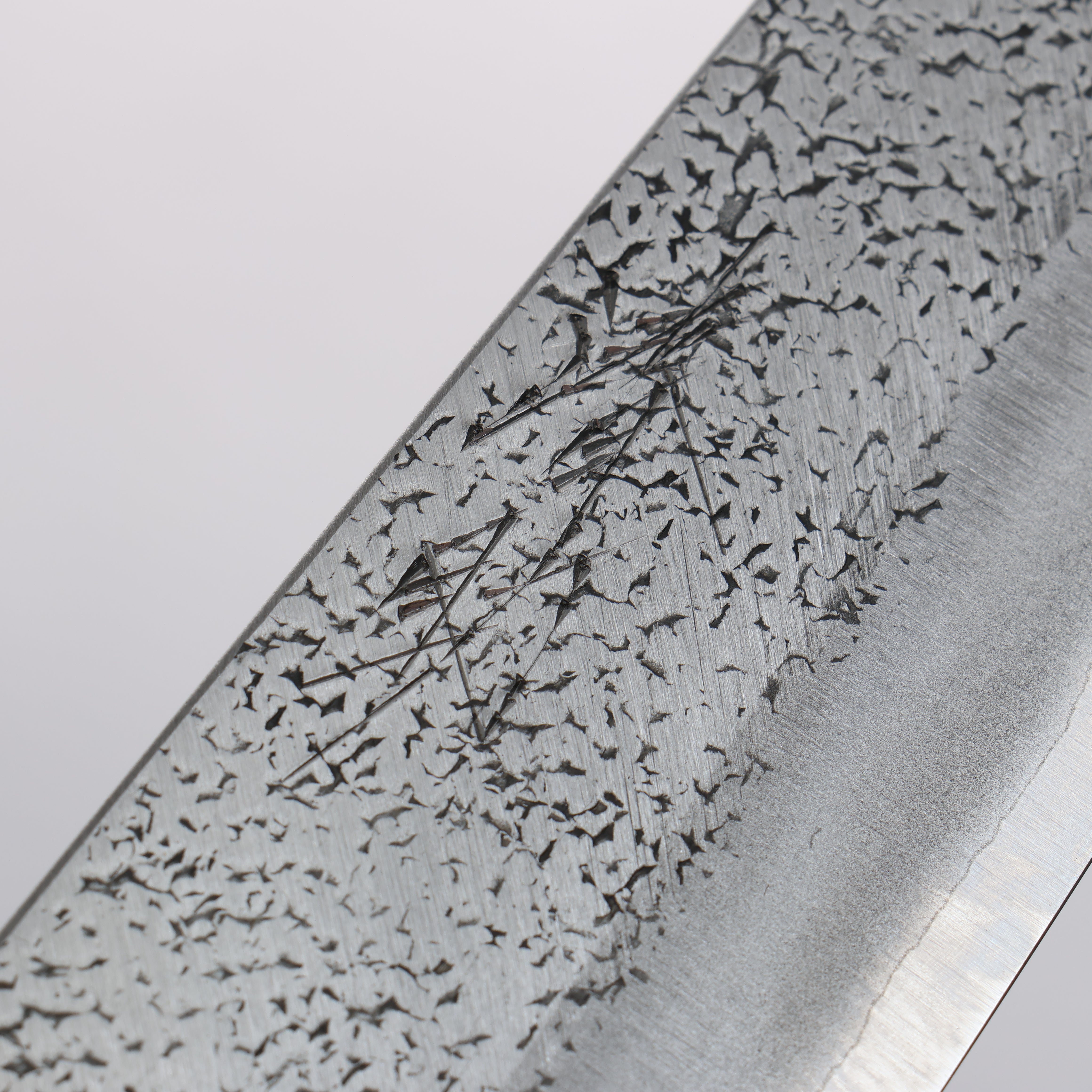 Seisuke Blue Super Hammered Gyuto 210mm Walnut (With Double Green Pakka wood) Handle - Japanny - Best Japanese Knife