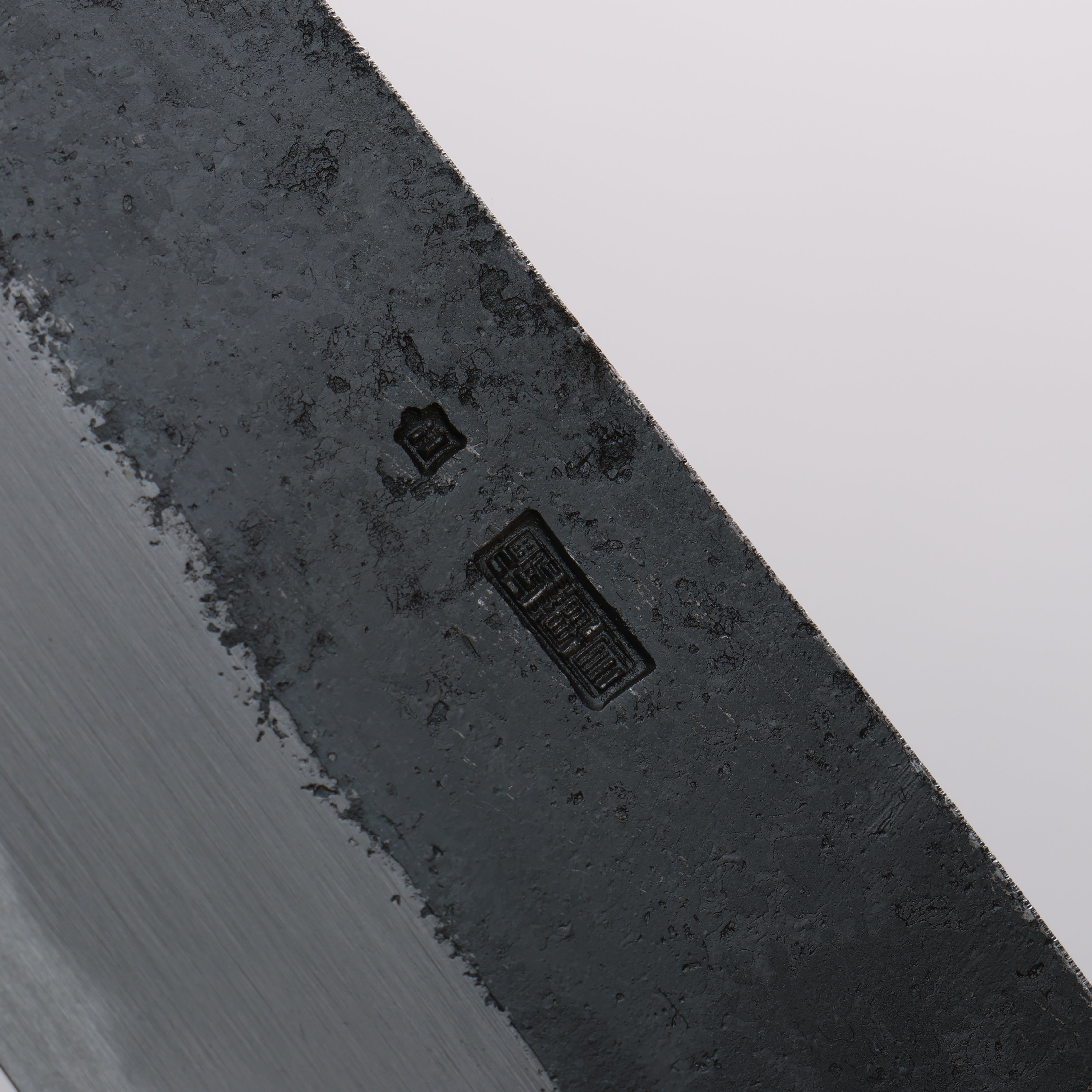 Kikuzuki White Steel No.2 Black Finished Santoku 180mm Magnolia Handle - Japanny - Best Japanese Knife