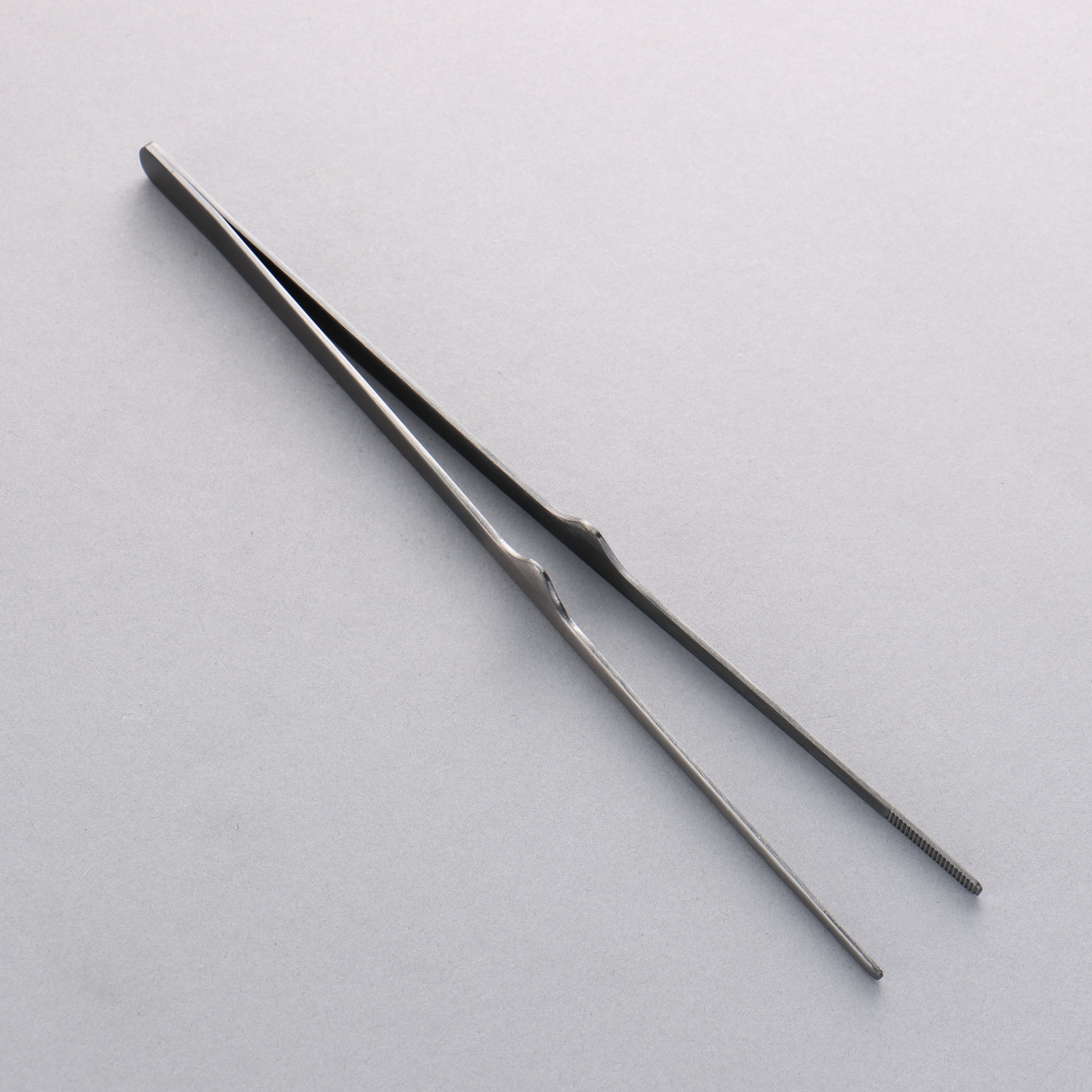 Gestura Black metal Tongs 250mm - Japanny - Best Japanese Knife