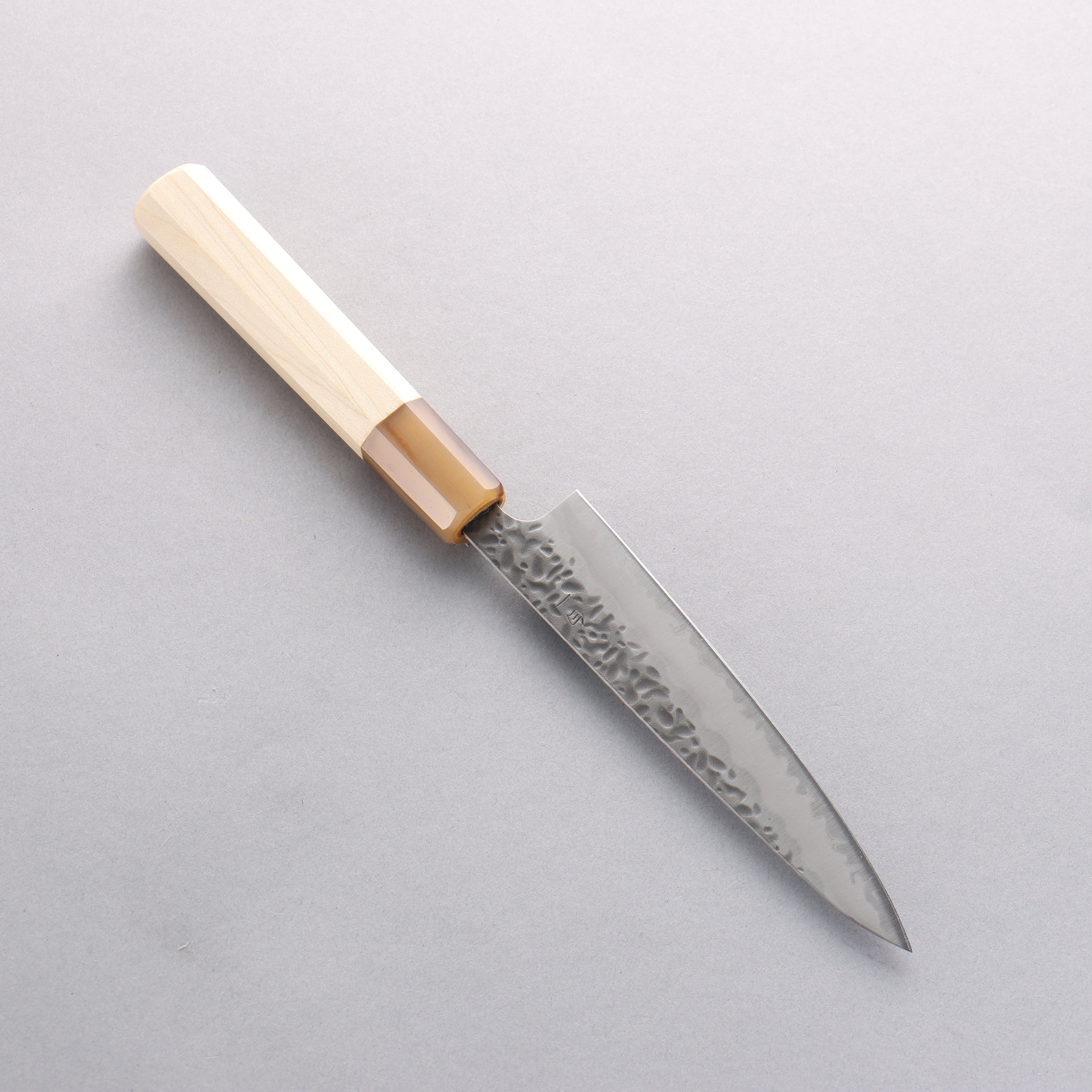 Seisuke Kumo White Steel No.1 Hammered Petty-Utility 135mm Magnolia Handle - Japanny - Best Japanese Knife