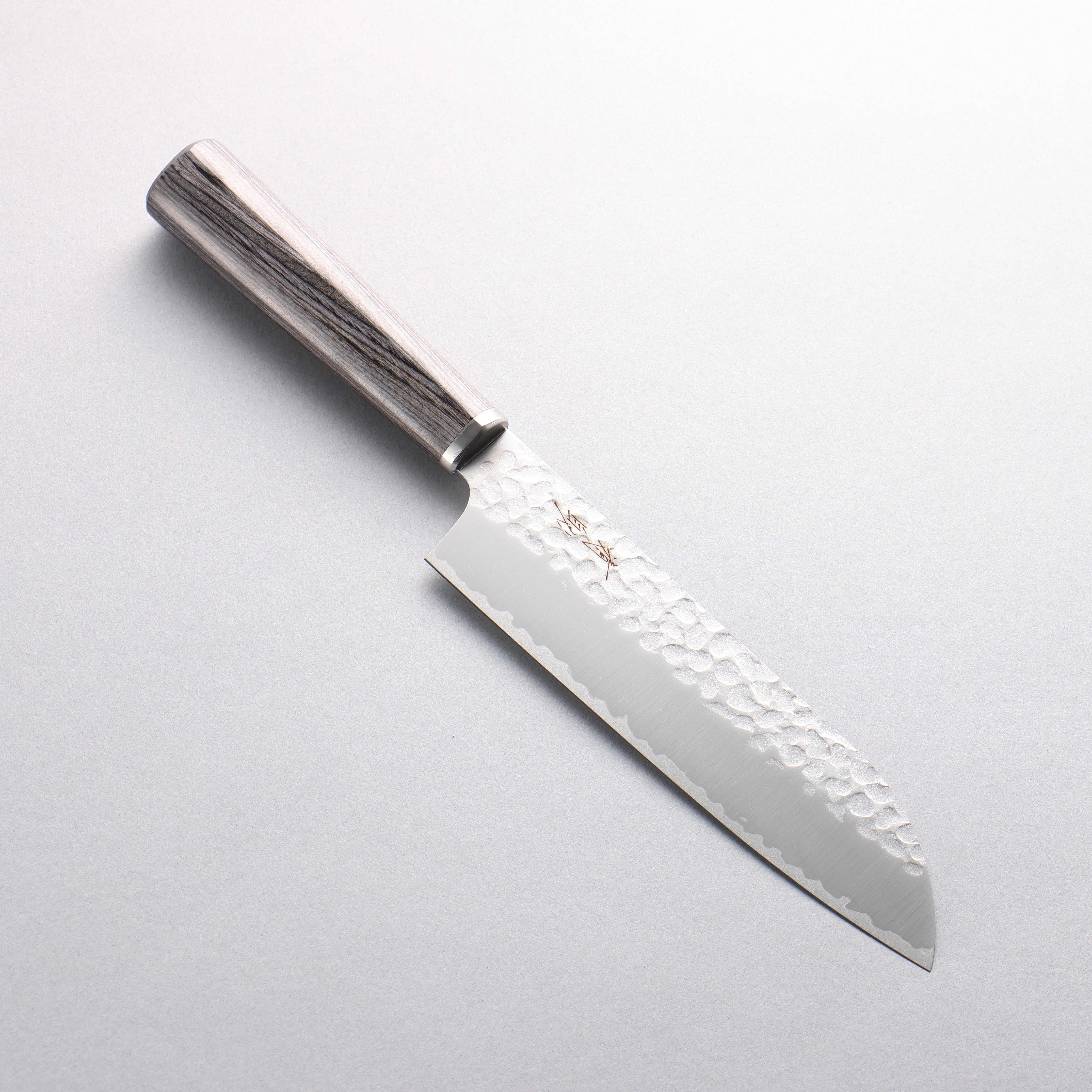Seisuke VG10 Hammered Santoku 165mm Charcoal Gray Pakka wood Handle - Japanny - Best Japanese Knife