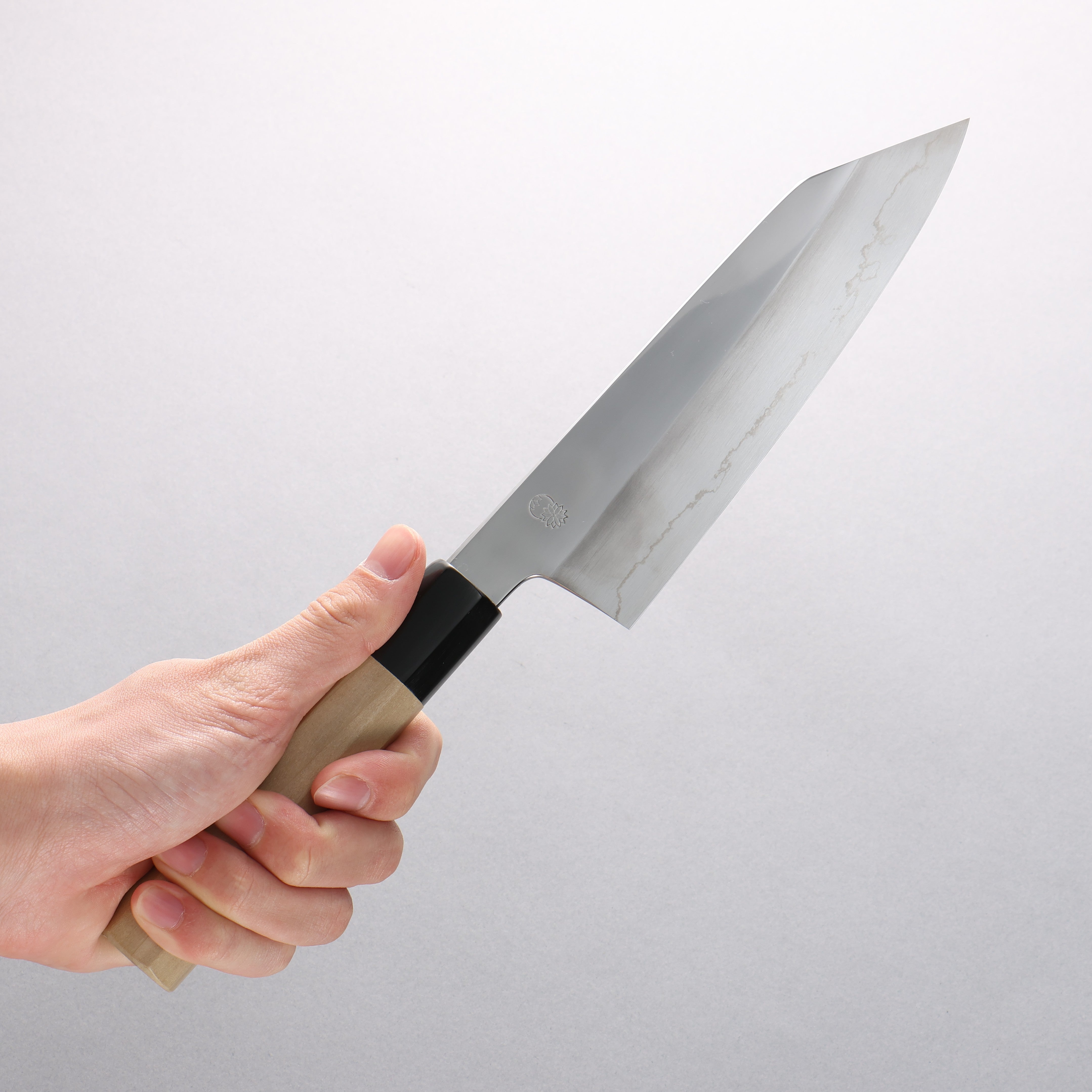 Choyo Silver Steel No.3 Mirrored Finish Kiritsuke Santoku 180mm Magnolia Handle - Japanny - Best Japanese Knife