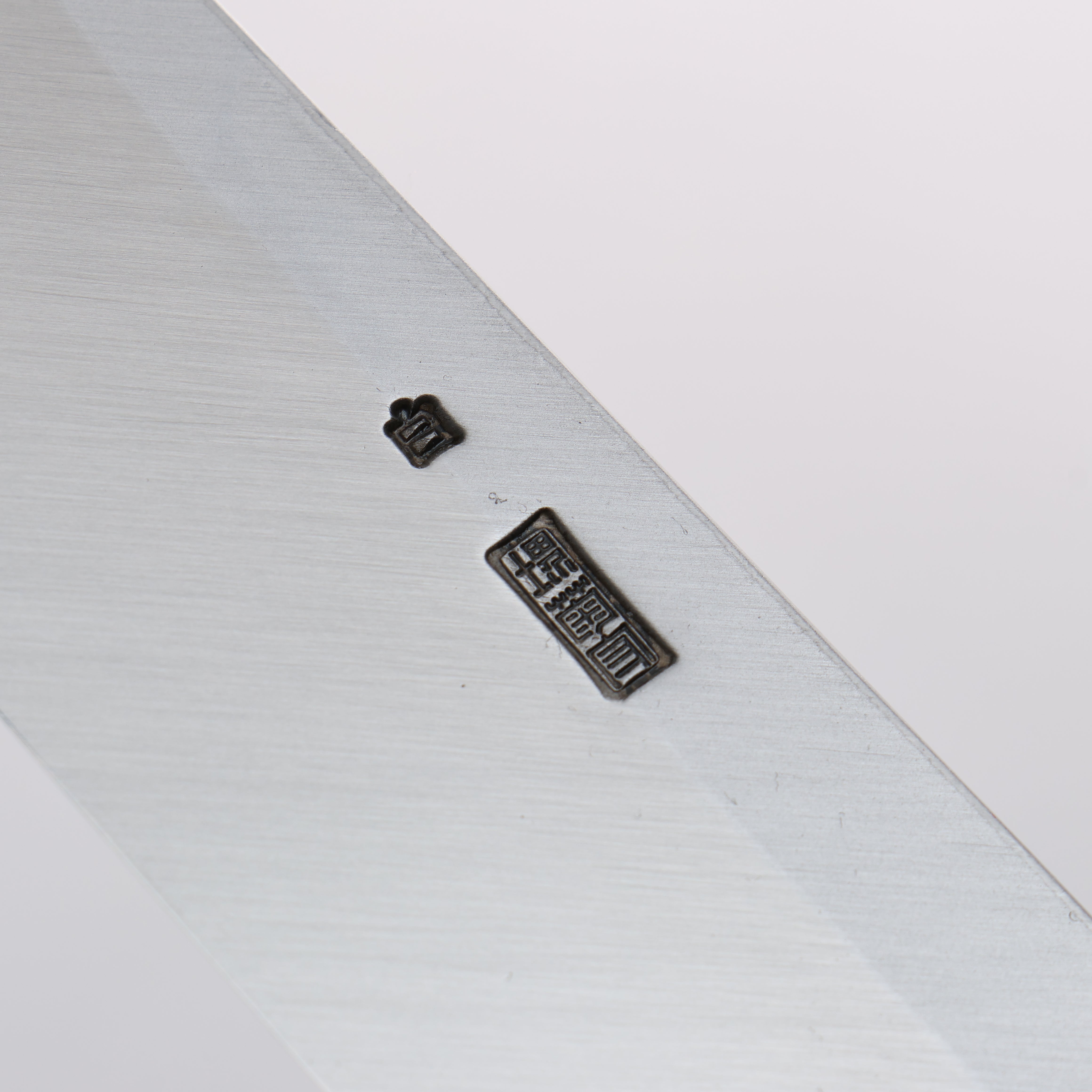 Kikuzuki White Steel No.2 Nashiji Kiritsuke Yanagiba 300mm Magnolia Handle - Japanny - Best Japanese Knife