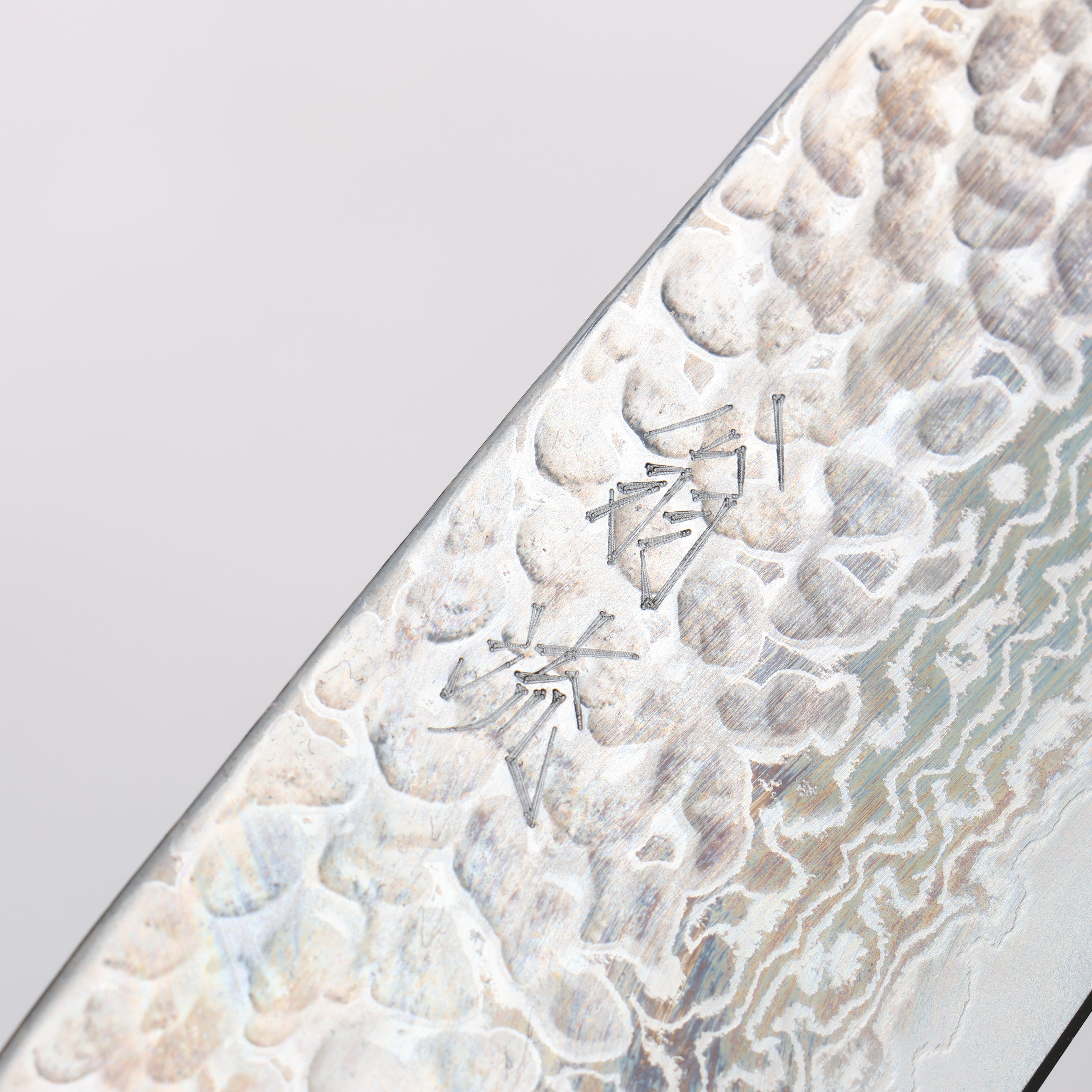 Oul Silver Steel No.3 Hammered Damascus Migaki Finished Santoku 165mm Oak Handle - Japanny - Best Japanese Knife