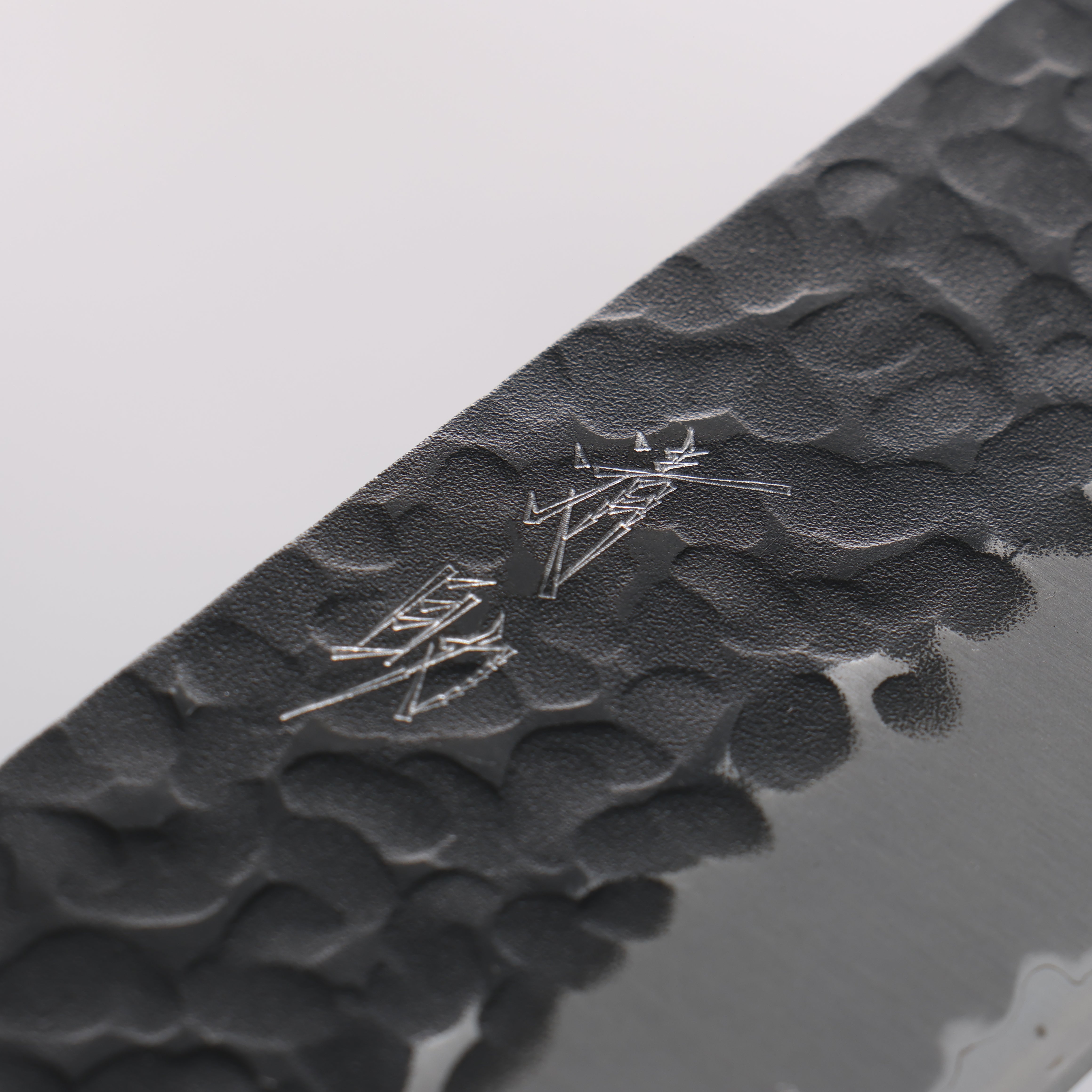 Seisuke Kurobeni Blue Super Hammered Kurouchi Gyuto 240mm Red Pakka wood Handle - Japanny - Best Japanese Knife