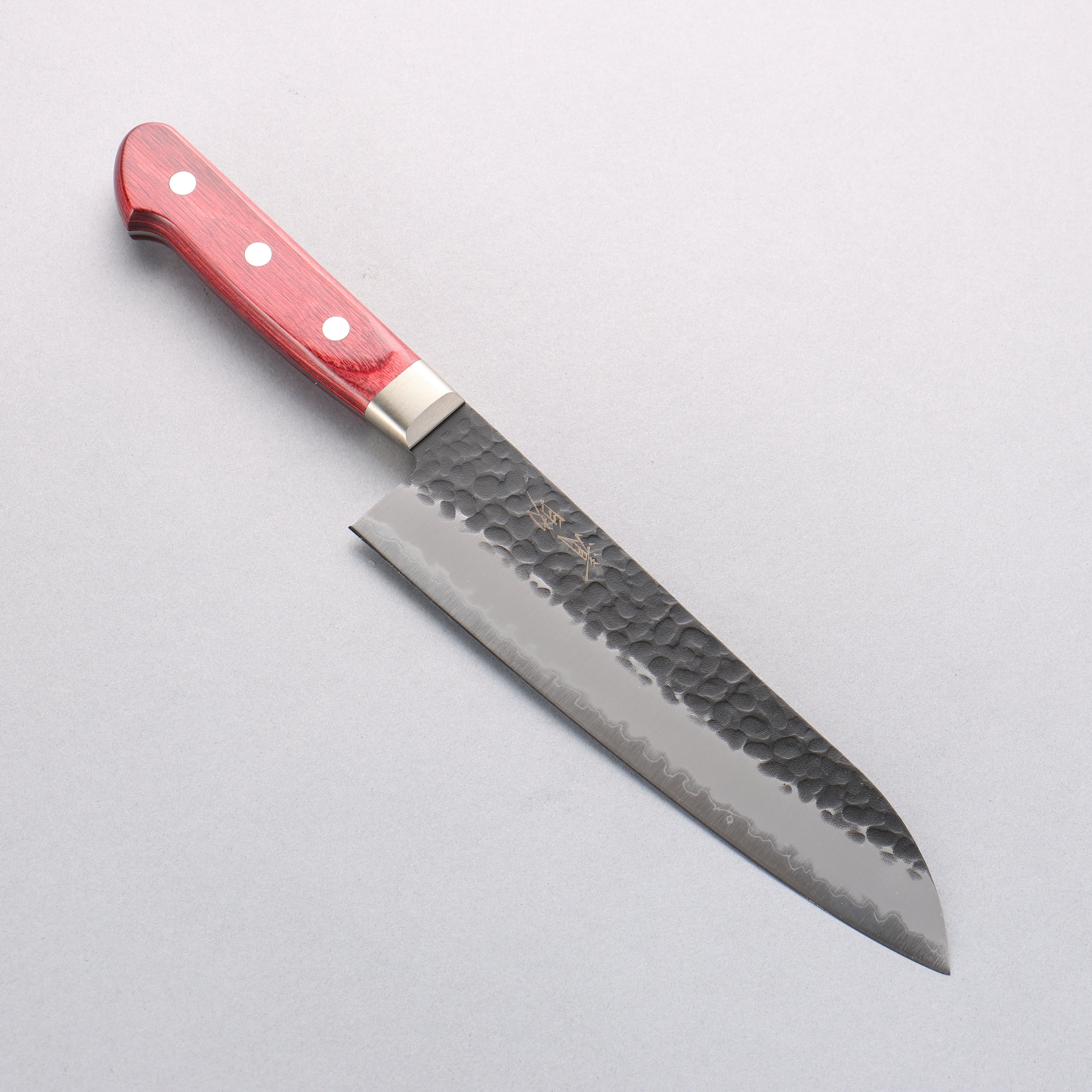 Seisuke Kurobeni Blue Super Hammered Kurouchi Santoku 185mm Red Pakka wood Handle - Japanny - Best Japanese Knife