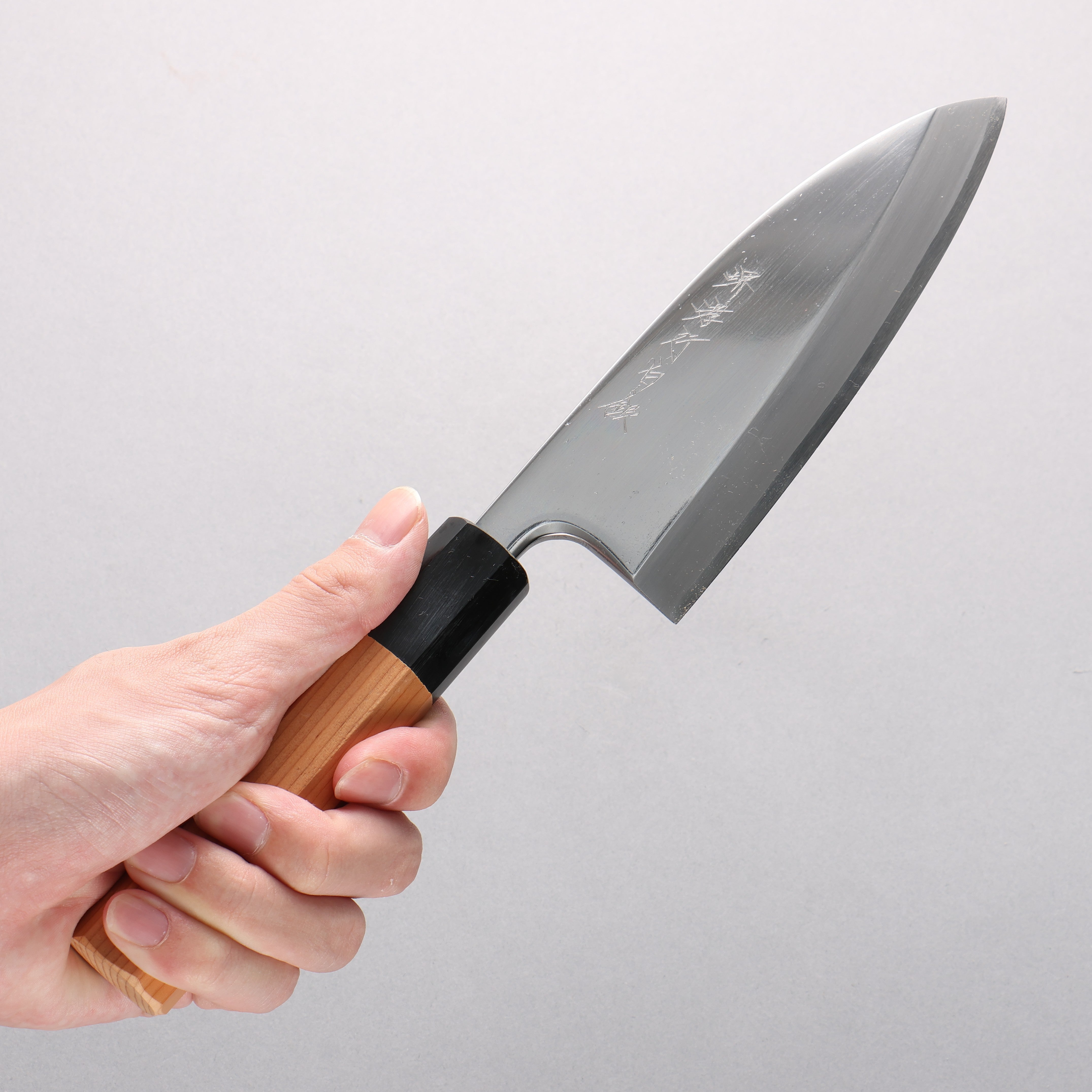 Sakai Takayuki Hakugin INOX Mirrored Finish Deba 150mm Yew tree Handle - Japanny - Best Japanese Knife