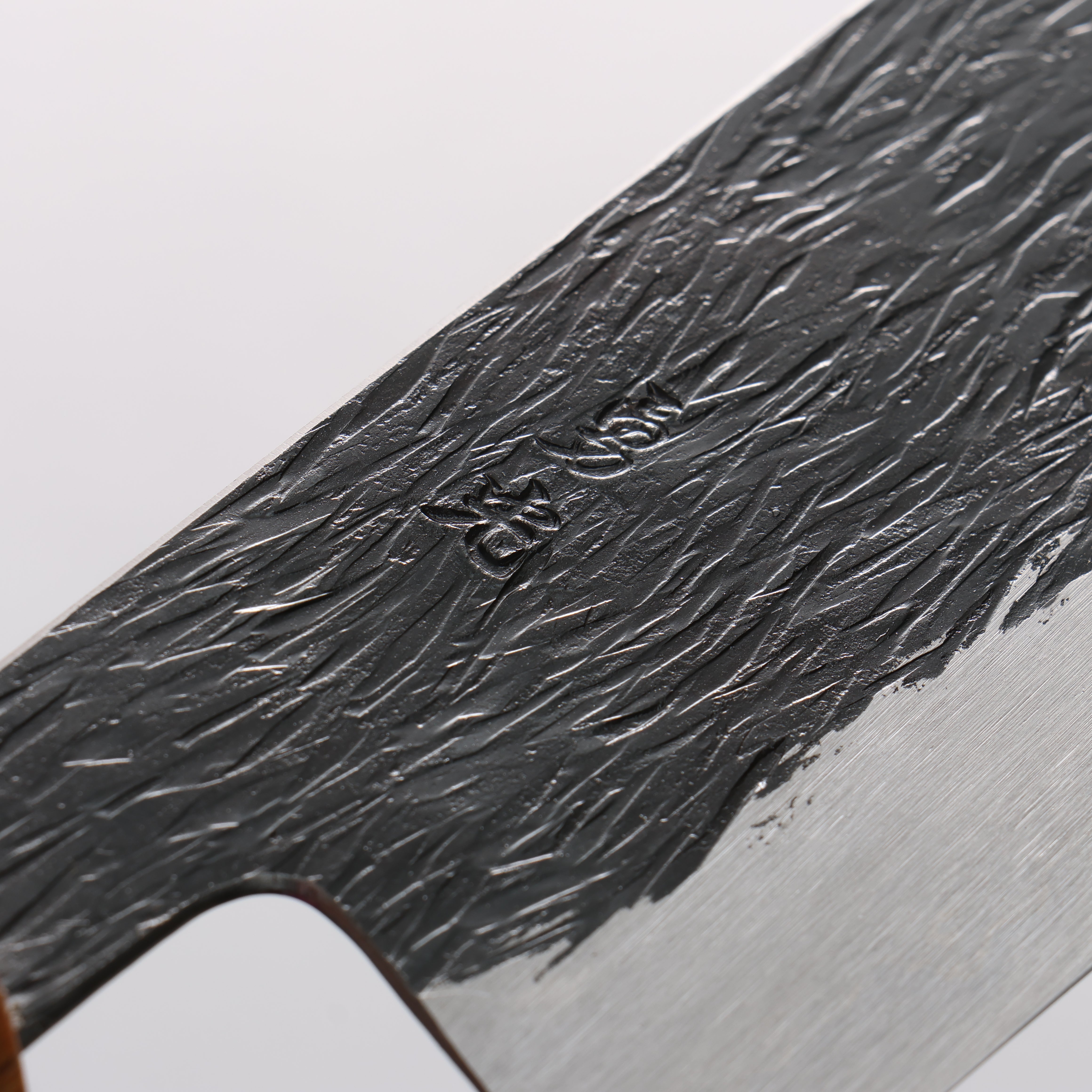 Isamitsu Abe White Steel No.1 Hammered Nakiri 165mm Japanese Elm (pentagonal) Handle - Japanny - Best Japanese Knife