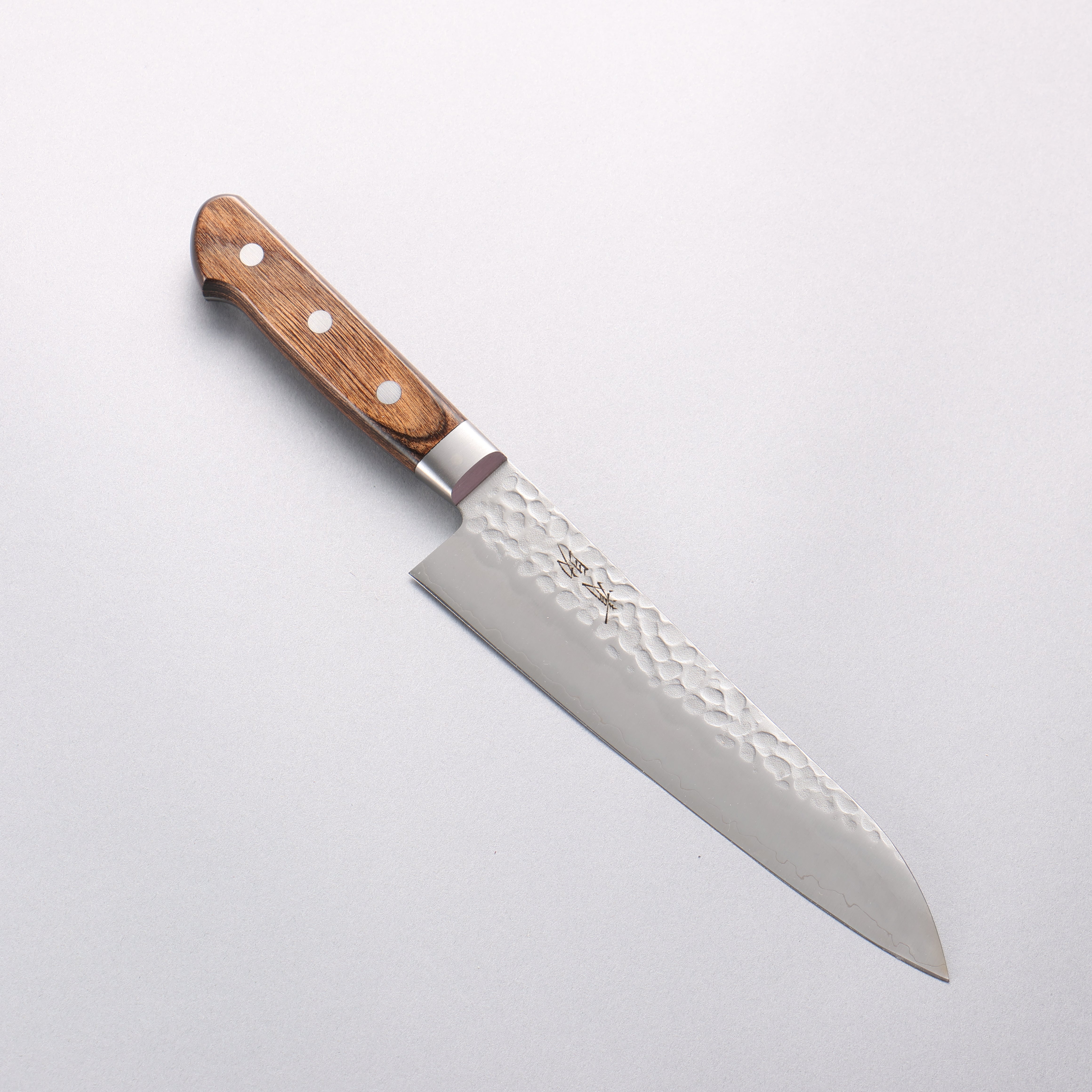 Seisuke AUS8 Hammered Gyuto 180mm Brown Pakka wood Handle - Japanny - Best Japanese Knife