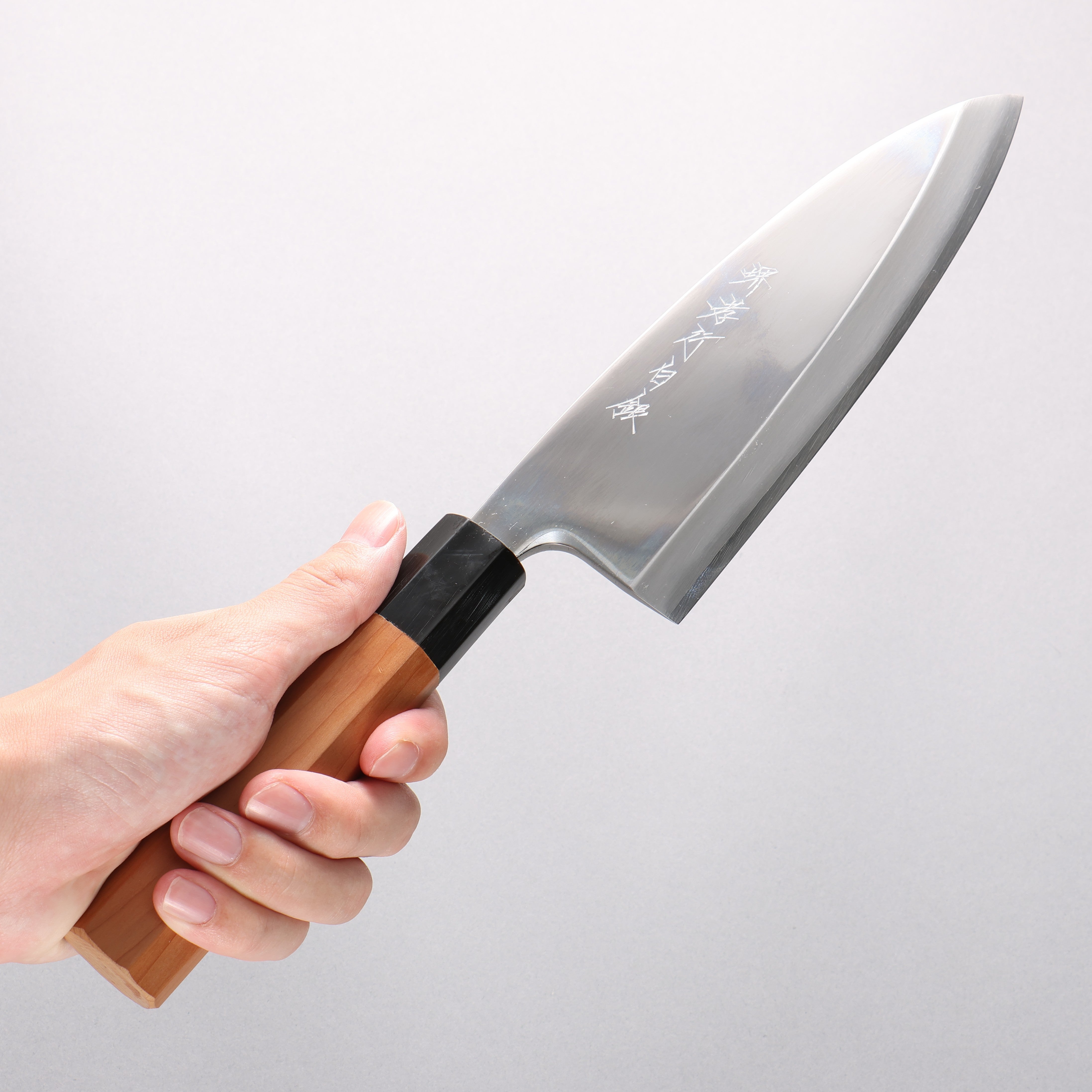 Sakai Takayuki Hakugin INOX Mirrored Finish Deba 180mm Yew tree Handle - Japanny - Best Japanese Knife