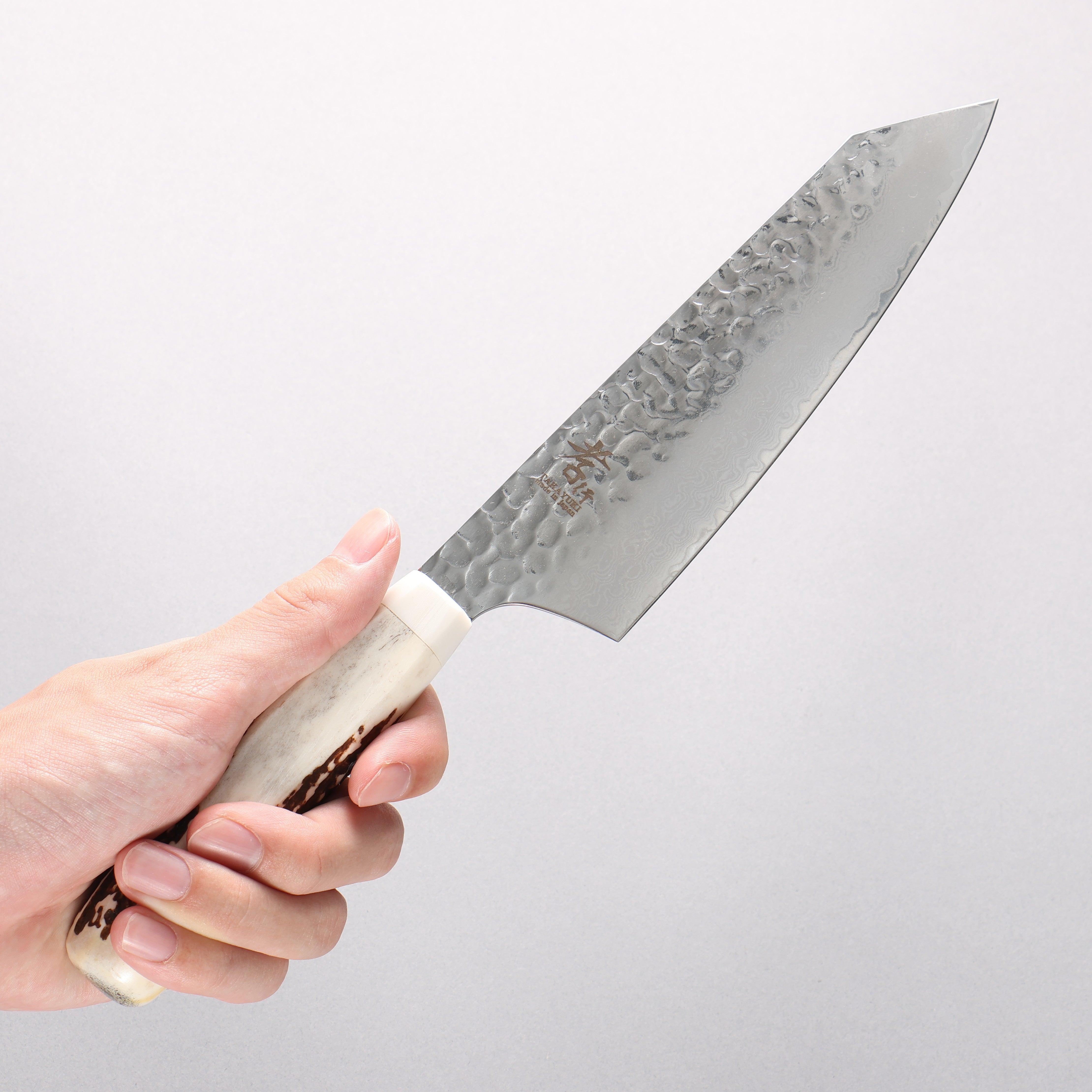 Sakai Takayuki VG10 33 Layer Damascus Kengata Santoku 160mm Cow Bone Handle with Sheath - Japanny - Best Japanese Knife