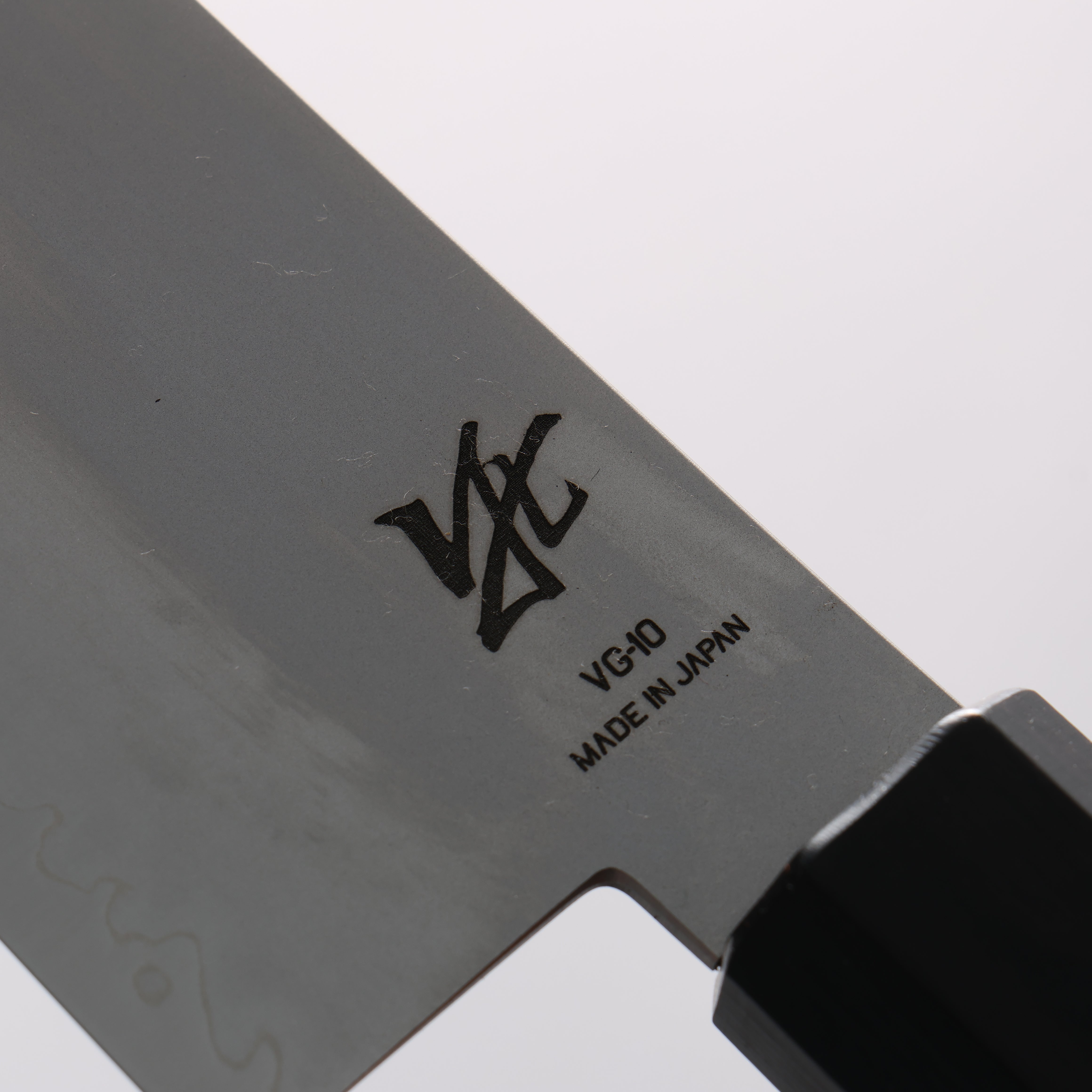 Seisuke VG10 Kiritsuke Santoku 180mm Rosewood (Ferrule: Black Pakka Wood) Handle - Japanny - Best Japanese Knife