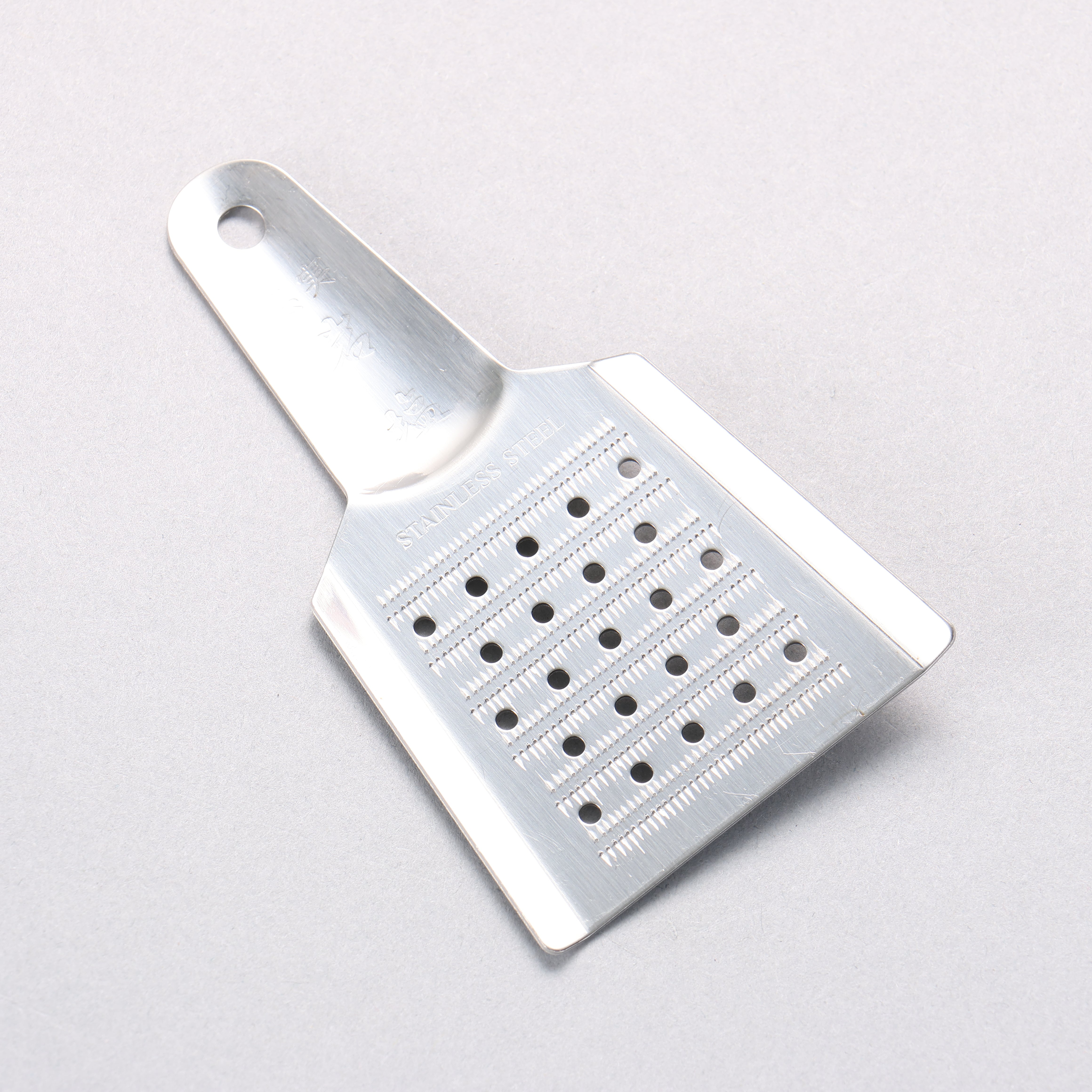 Japanese Grater With Rock Salt - Japanny - Best Japanese Knife