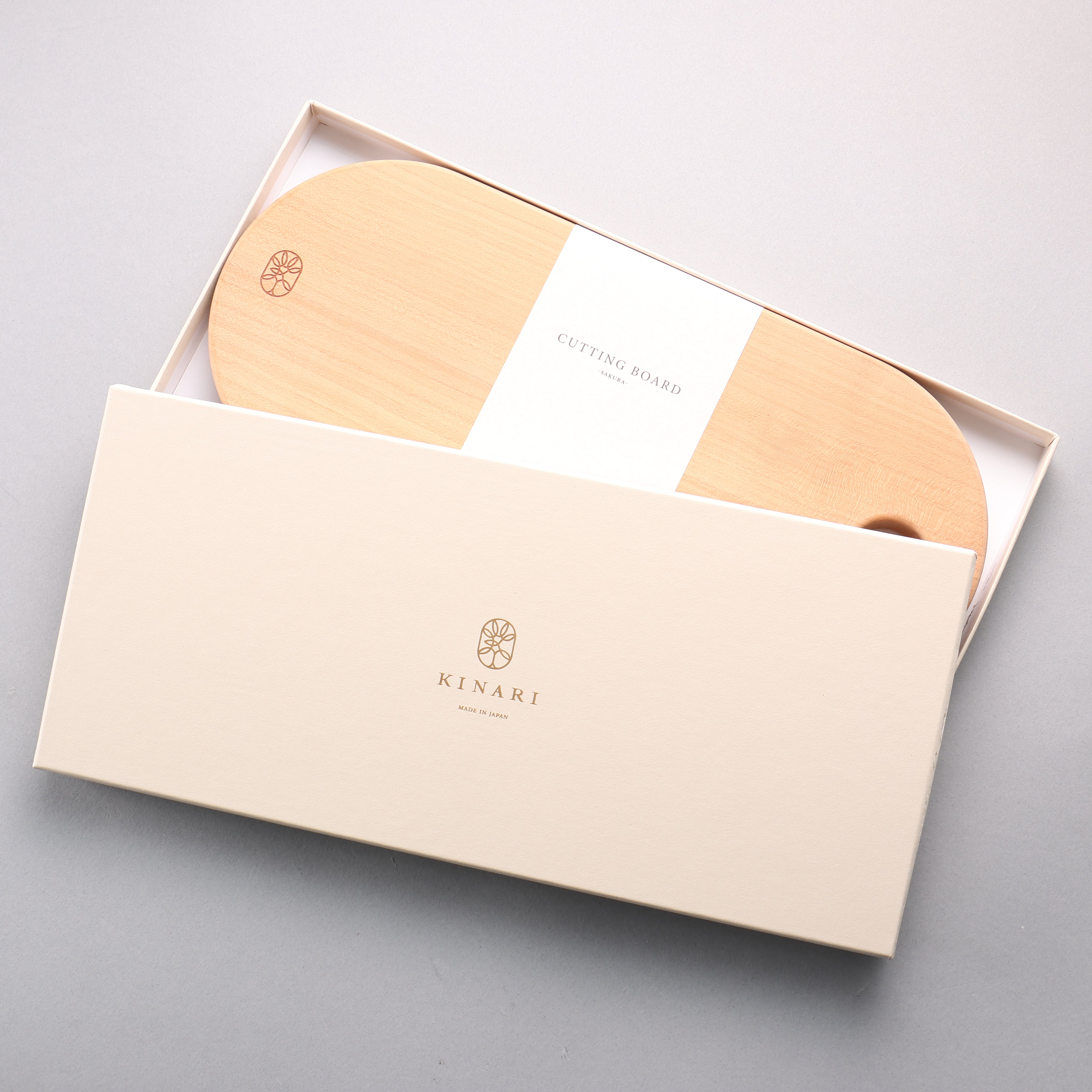 KINARI Japanese Wild Cherry Cutting Board Small (小) 320 x 140 x 20mm - Japanny - Best Japanese Knife