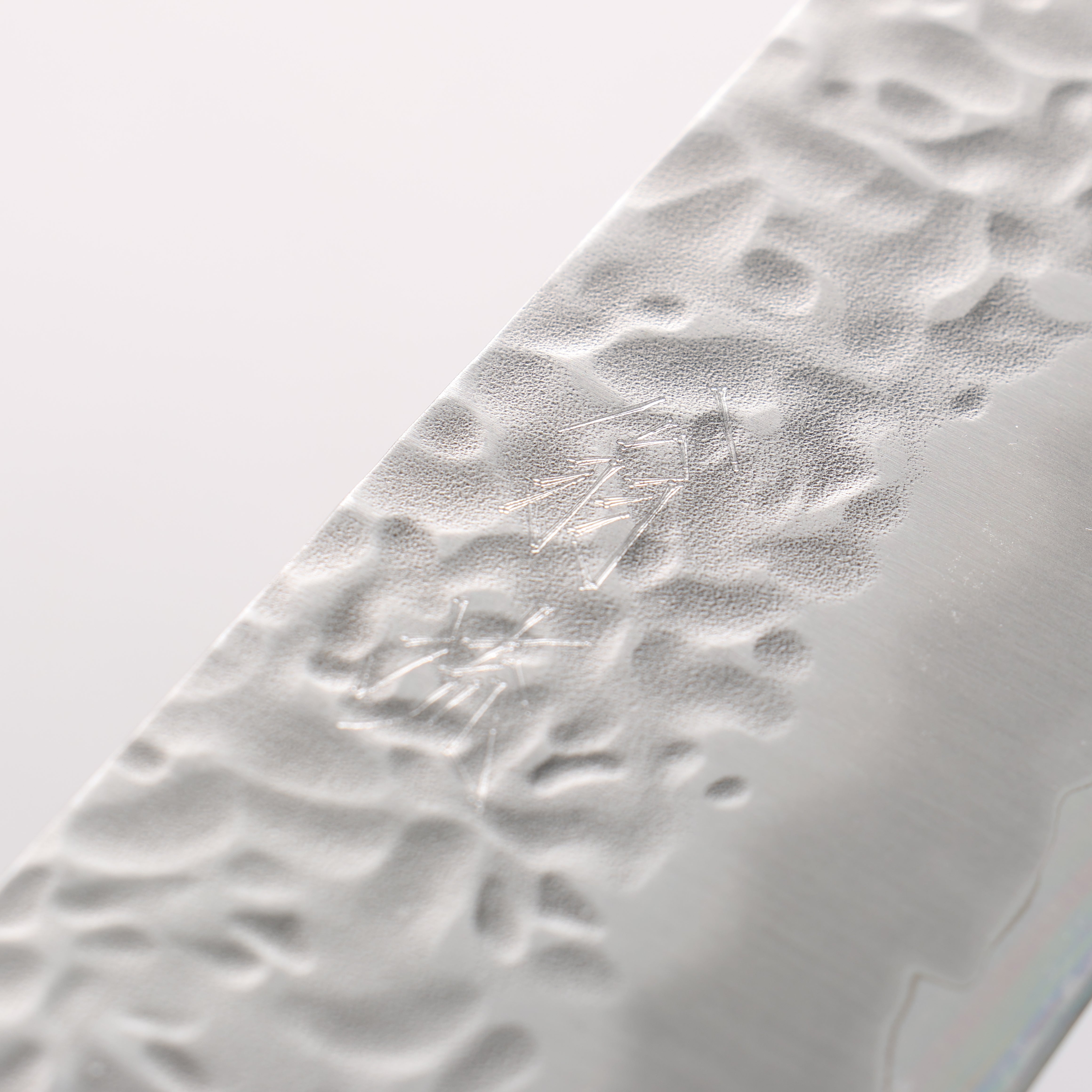 Oul White Steel No.1 Hammered Gyuto 240mm Oak Handle - Japanny - Best Japanese Knife