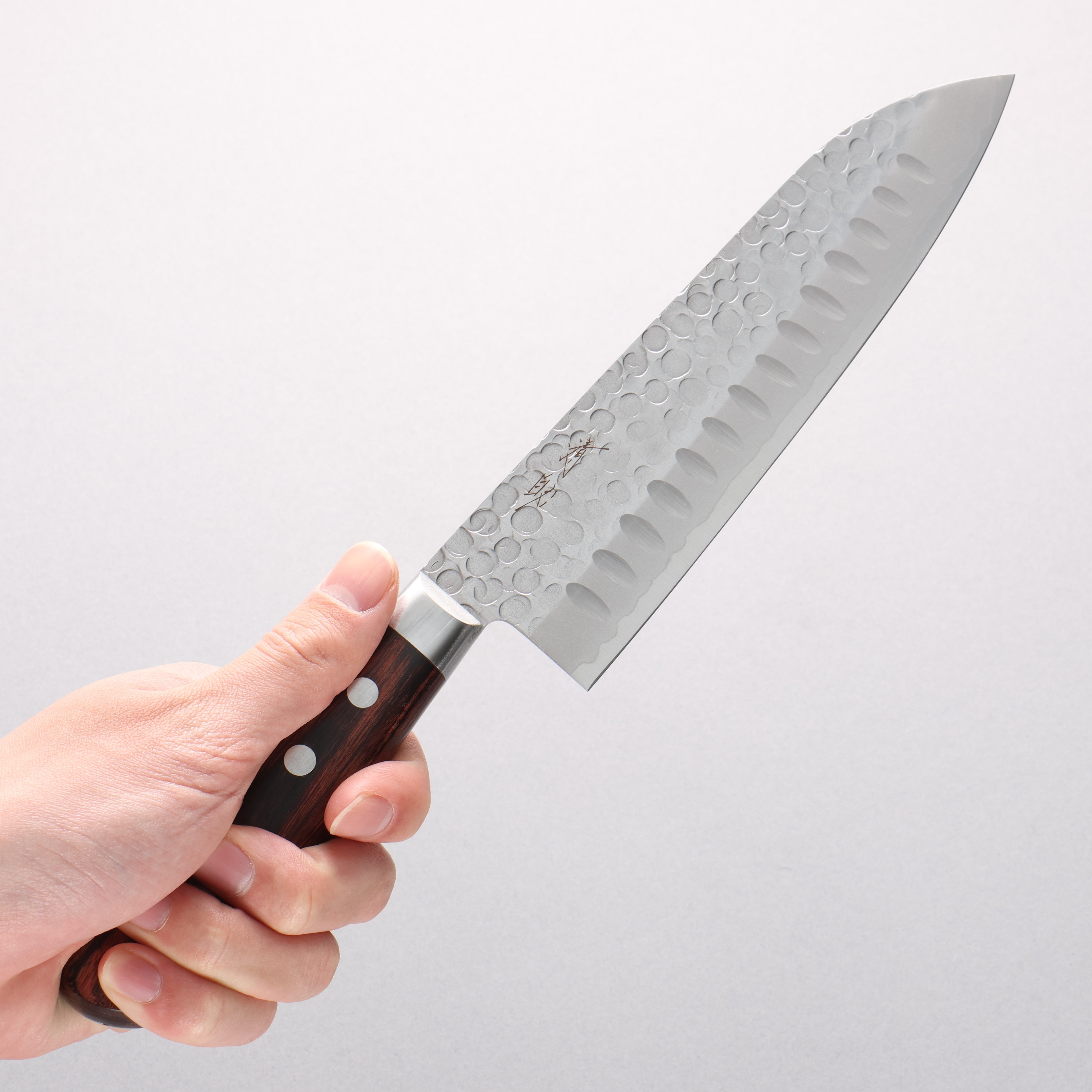 Seisuke VG10 Hammered Ribbed Santoku 180mm Mahogany Handle - Japanny - Best Japanese Knife