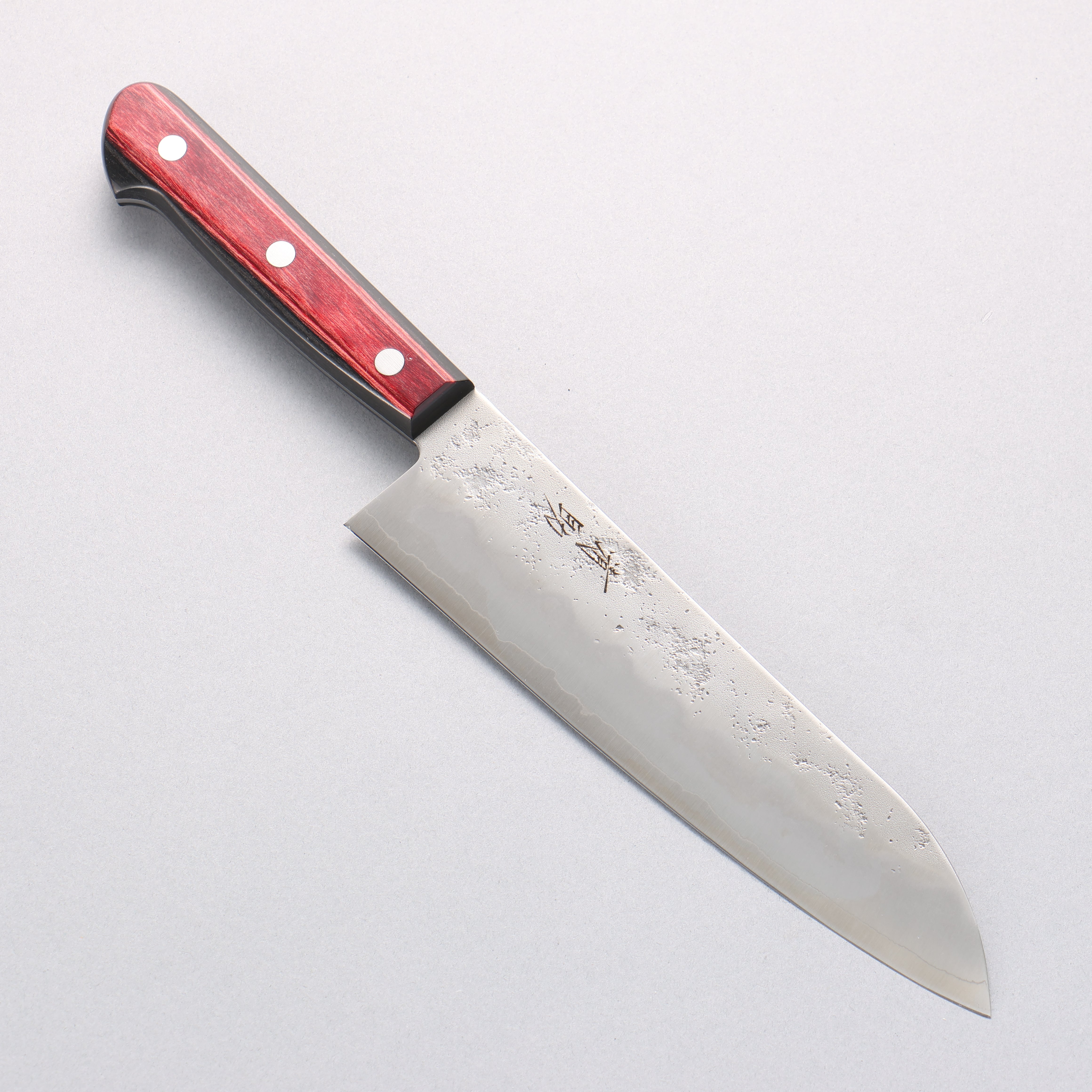 Seisuke Silver Steel Nr. 3 Nashiji Santoku 180 mm Griff aus rotem Pakkaholz