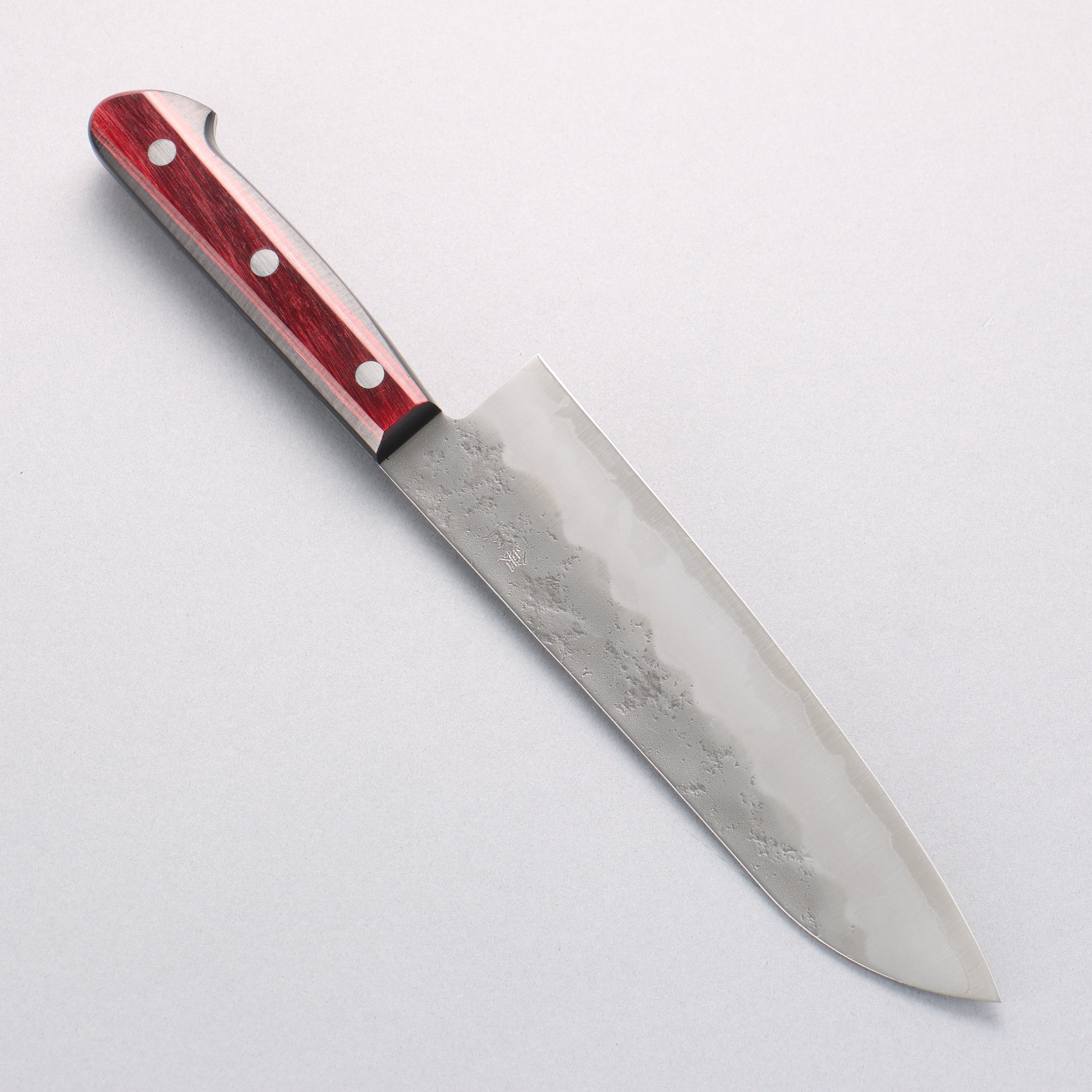 Seisuke Silver Steel Nr. 3 Nashiji Santoku 180 mm Griff aus rotem Pakkaholz