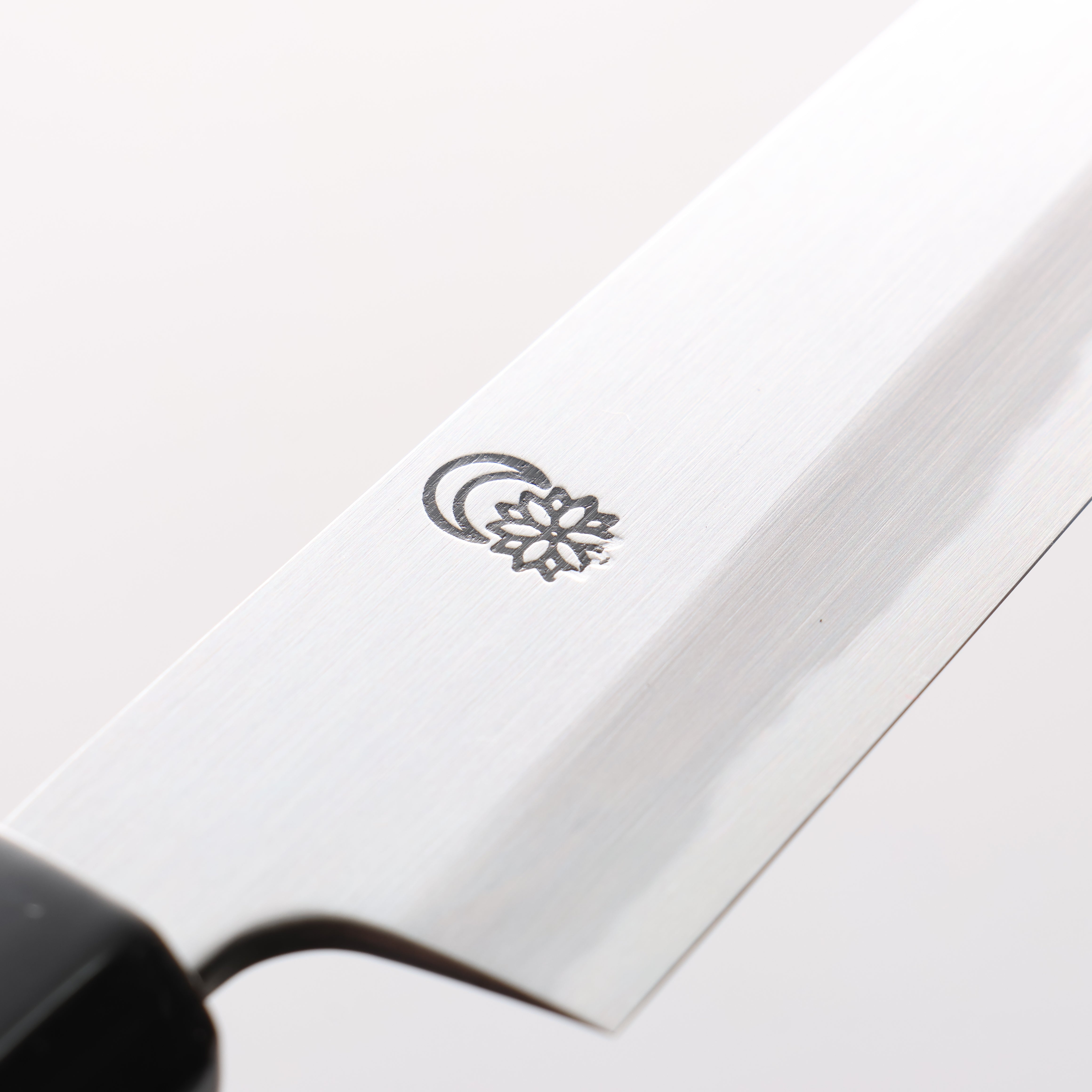 Kikuzuki White Steel No.2 Kasumitogi Petty-Utility 150mm Magnolia Handle - Japanny - Best Japanese Knife