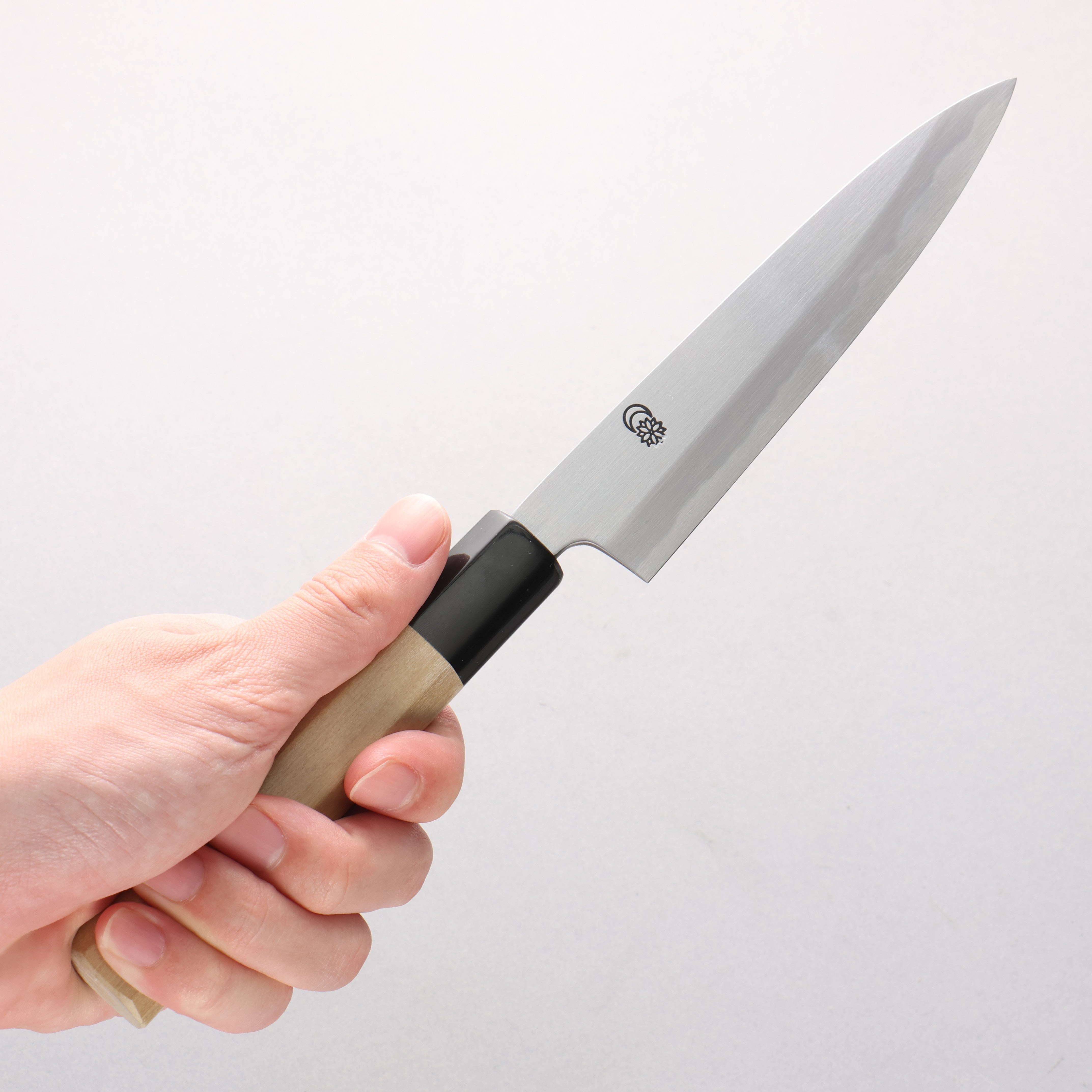 Kikuzuki White Steel No.2 Kasumitogi Petty-Utility 150mm Magnolia Handle - Japanny - Best Japanese Knife