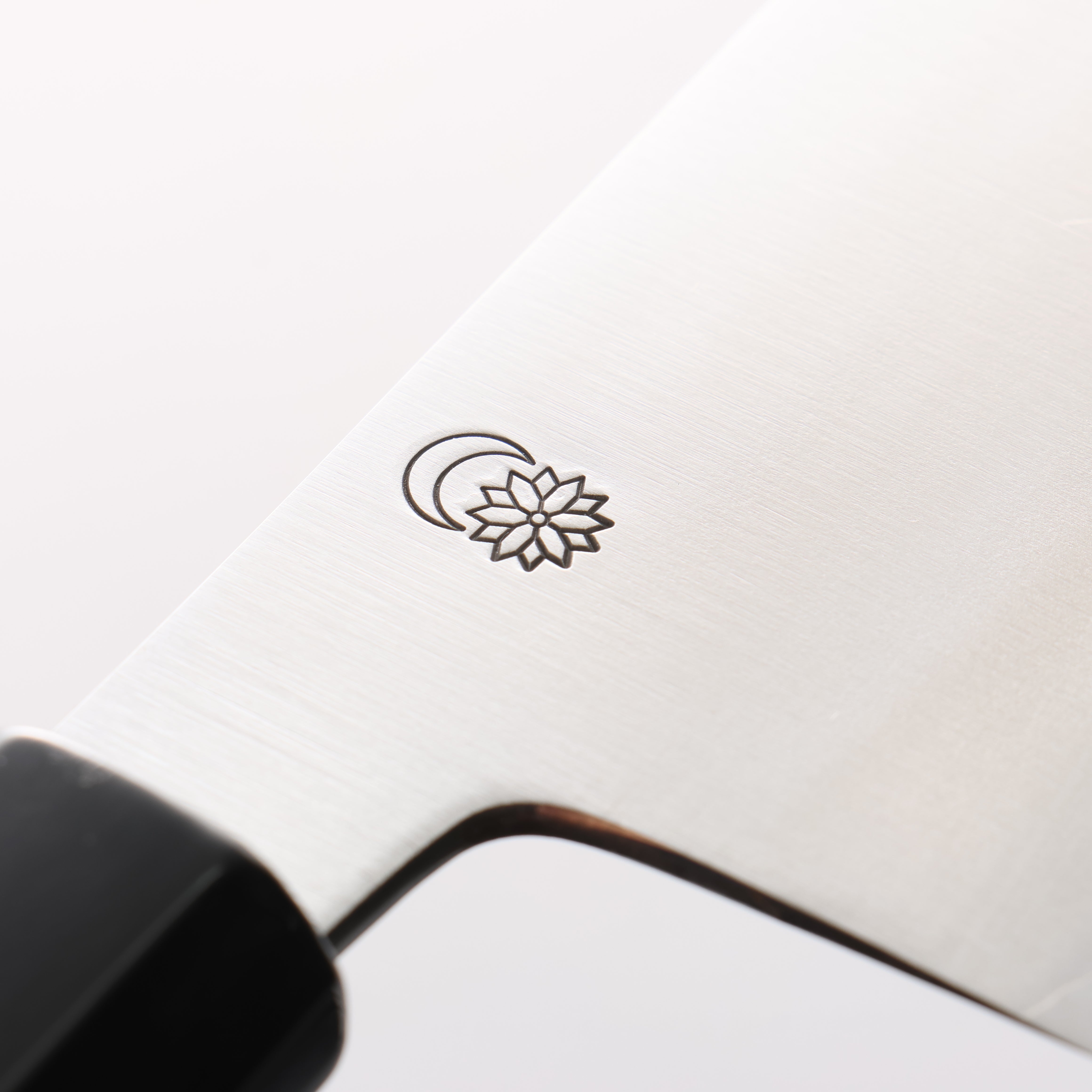 Kikuzuki Silver Steel No.3 Bokashi Nakiri 180mm Magnolia Handle
