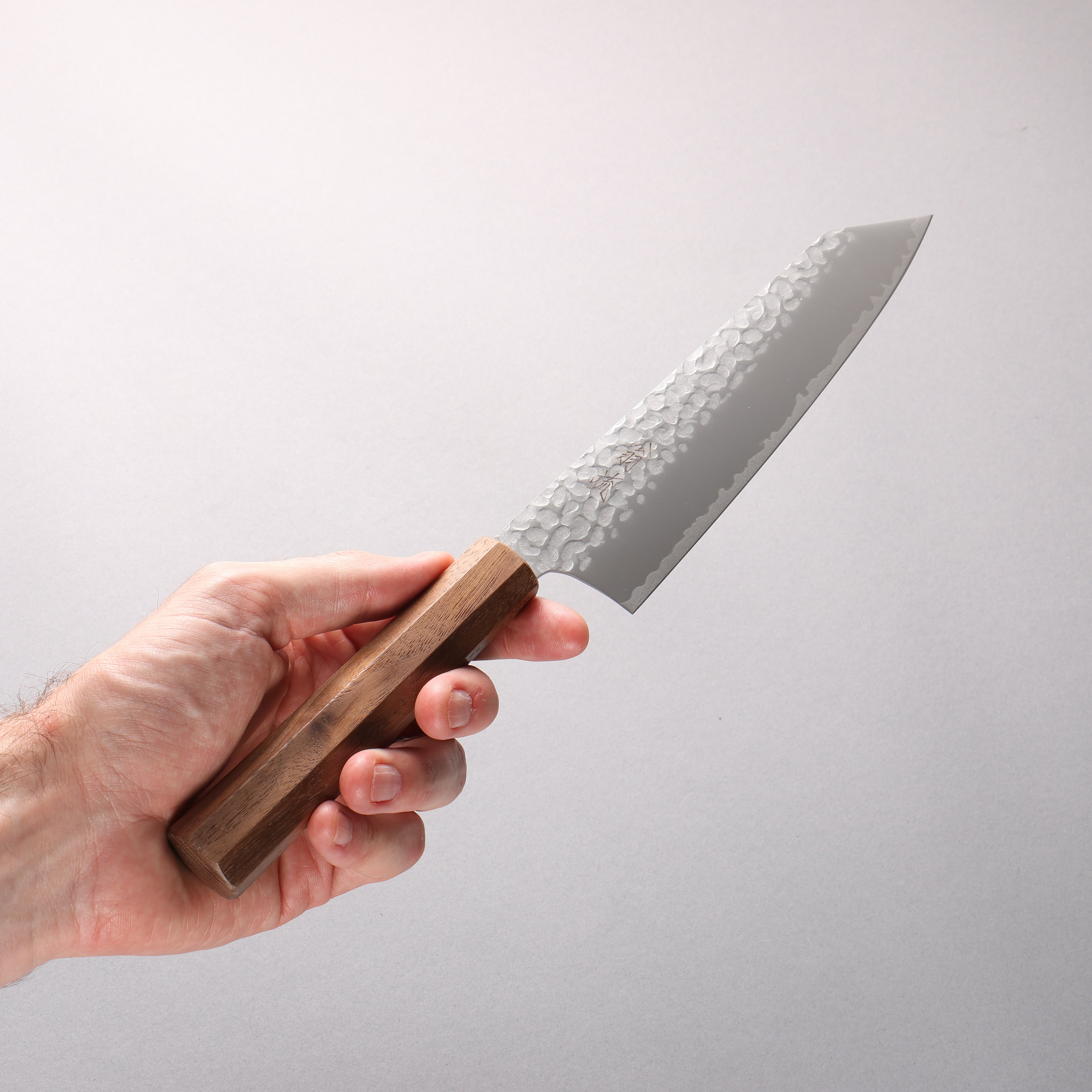Oul VG10 Hammered Kiritsuke Gyuto 180mm Walnut Handle - Japanny - Best Japanese Knife