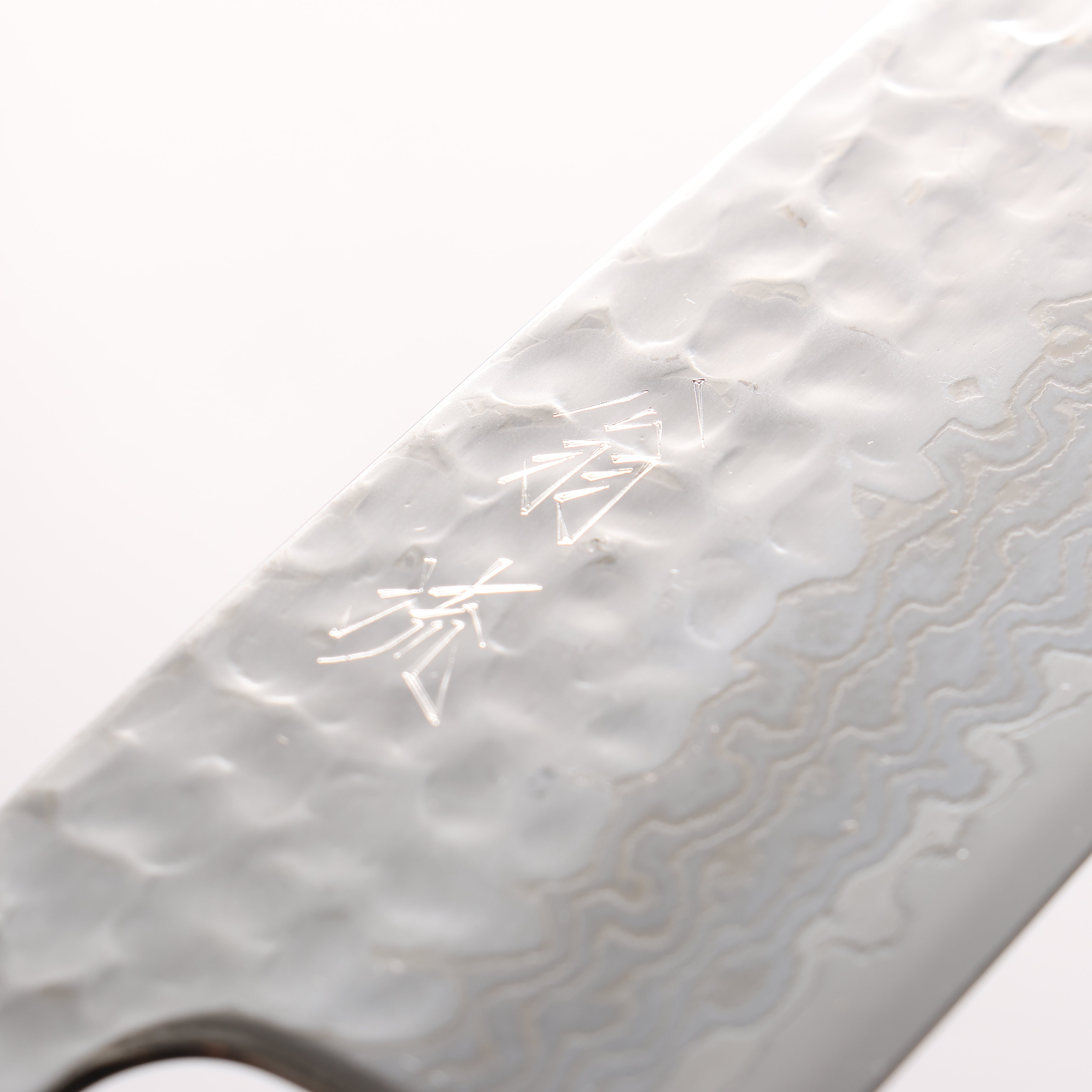 Oul Silver Steel No.3 Hammered Damascus Moon White Santoku 165mm Mahogany Pakka wood Handle