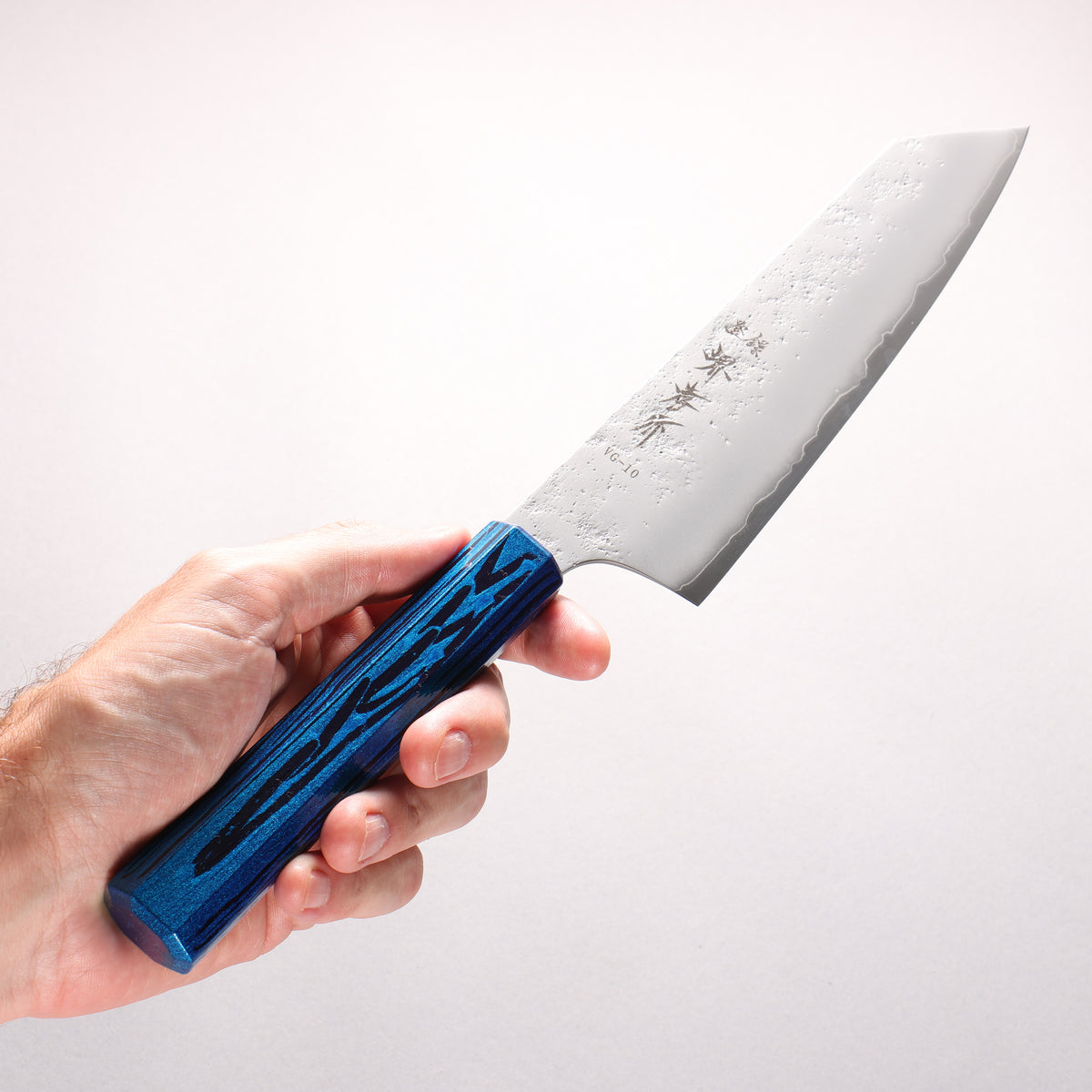 Sakai Takayuki Saikou VG10 Nashiji Kengata Gyuto 190mm Brilliant Blue Lacquer Color Handle