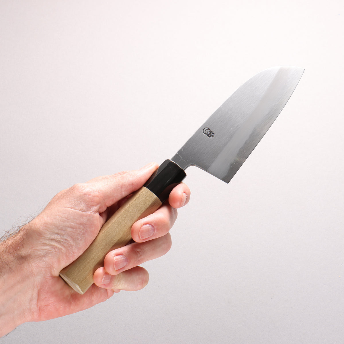 Kikuzuki White Steel No.2 Kasumitogi Santoku 130mm Magnolia (Ferrule: Water Buffalo Horn) Handle