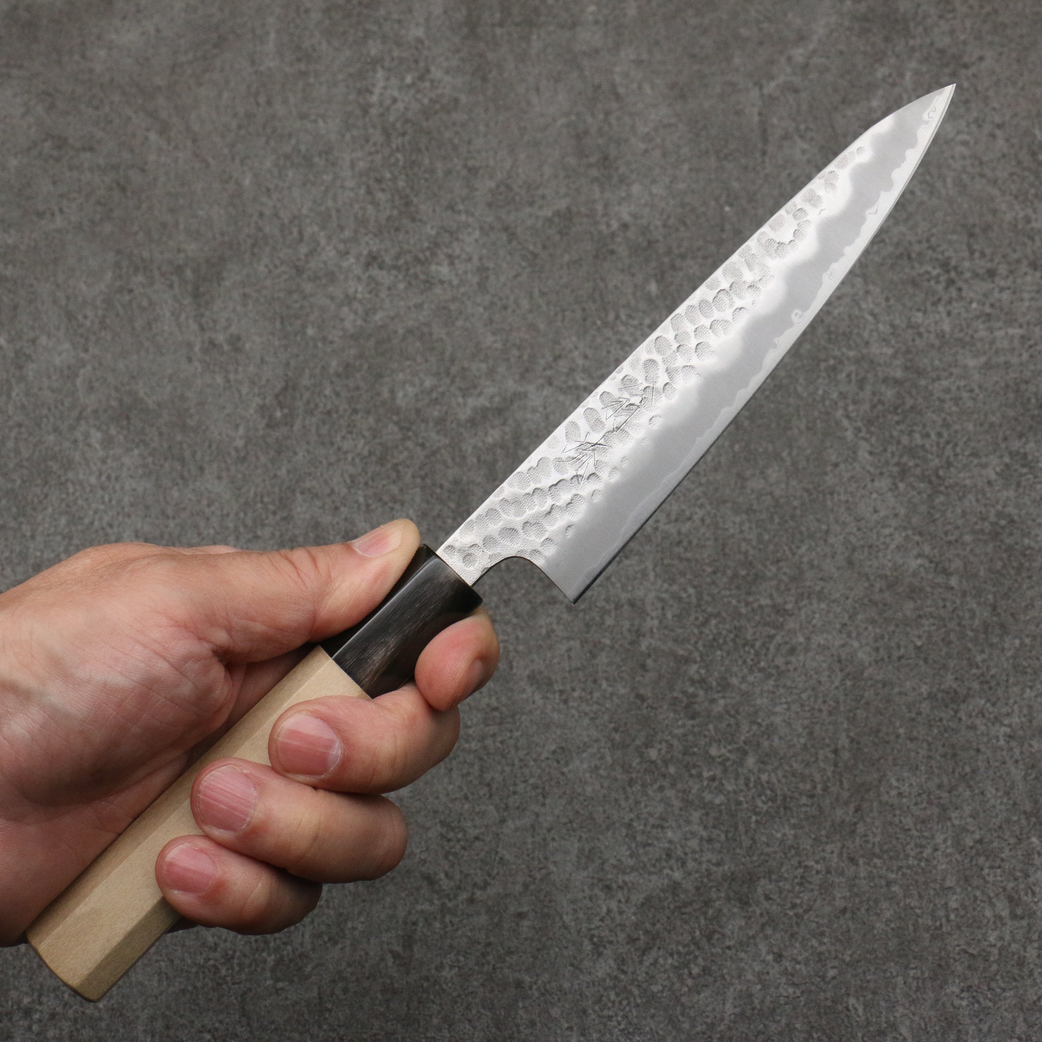 Oul White Steel No.2 Hammered Petty-Utility 135mm Magnolia Handle - Japanny - Best Japanese Knife