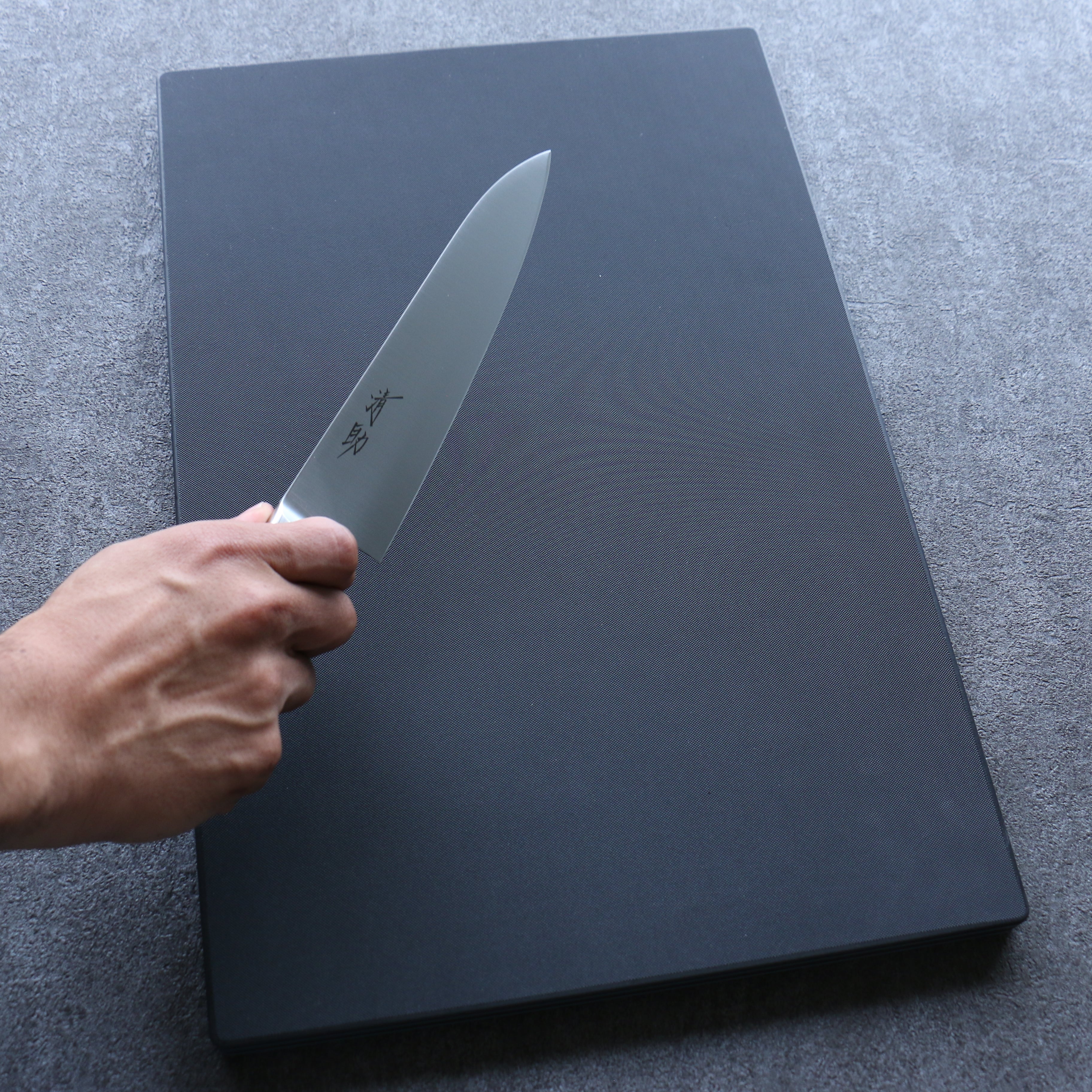 Hasegawa Cutting Board Pro-PE Lite Black 440 x 290mm - Japanny - Best Japanese Knife