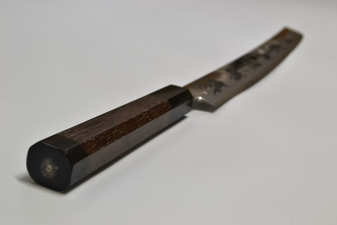 Sakai Takayuki Metal Decorated Engraving by Kubota Bushido Silver Steel No.3 Sakimaru Yanagiba 330mm Wenge (ferrule: Black Buffalo Horn) Handle