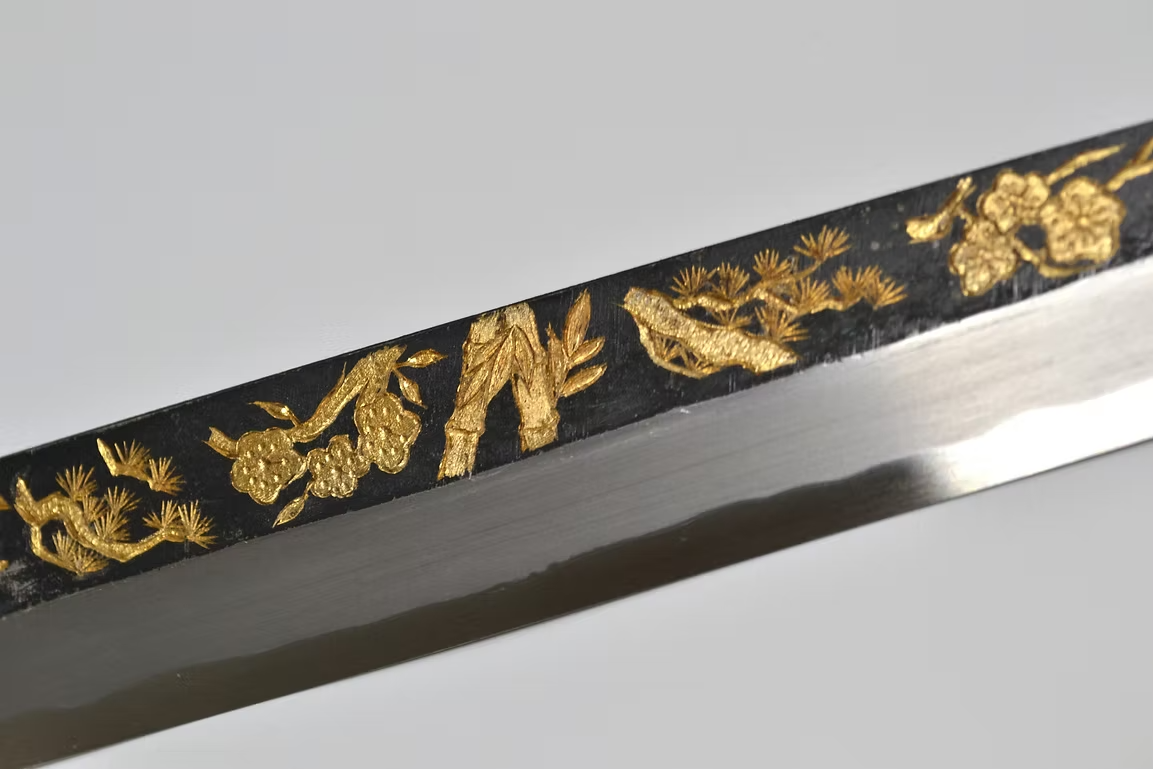 Sakai Takayuki Gold Filled Engraving by Kubota Shou Chiku Bai White Steel No.2 Black Finished Yanagiba 270mm Ebony Wood (ferrule: Black Water Buffalo Horn And Silver Ring) Handle