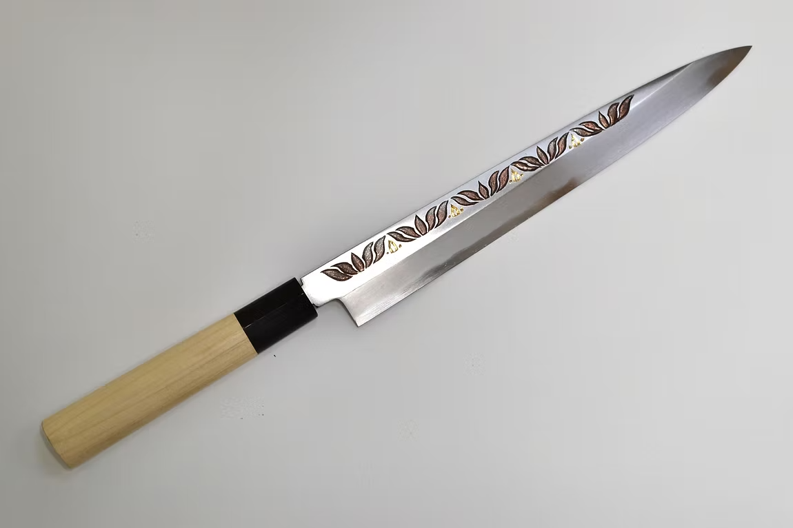 Sakai Takayuki Metal Decorated Engraving by Kubota Lotus White Steel Kasumitogi Yanagiba 270mm Magnolia (Ferrule: Water Buffalo Horn) Handle