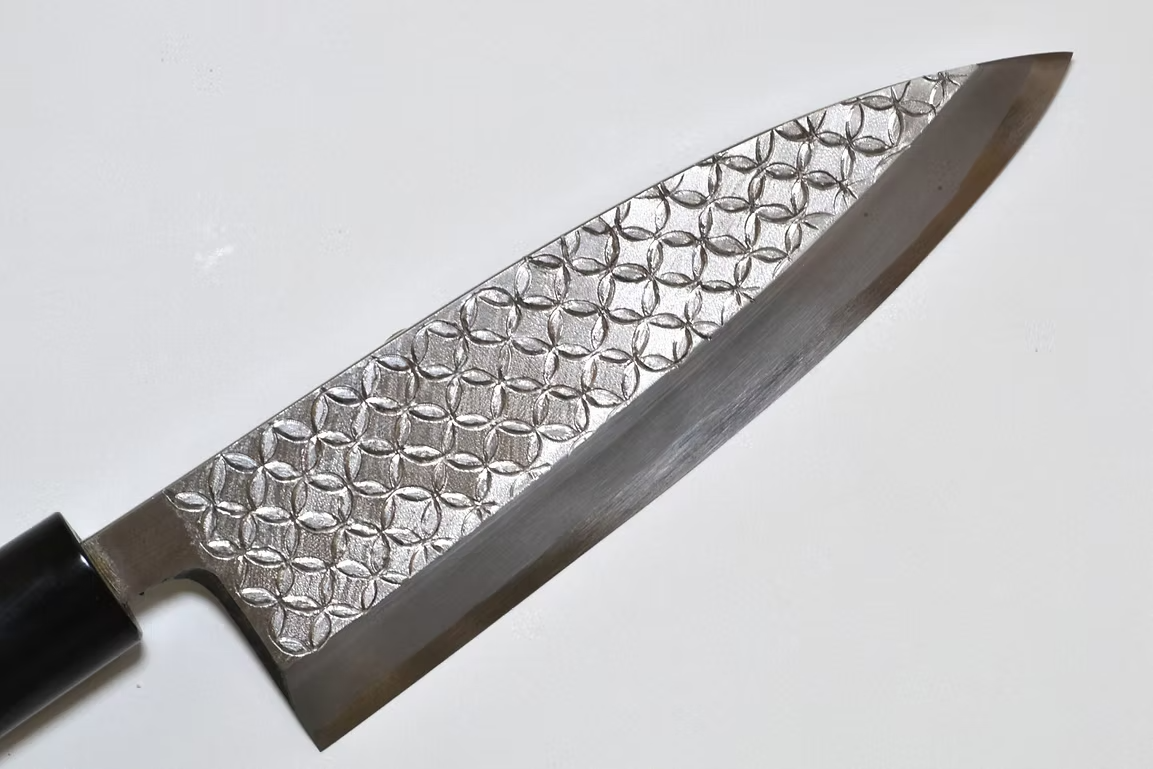 Sakai Takayuki Engraving by Kubota Shippou White Steel Kasumitogi Deba 165mm Magnolia (Ferrule: Water Buffalo Horn) Handle