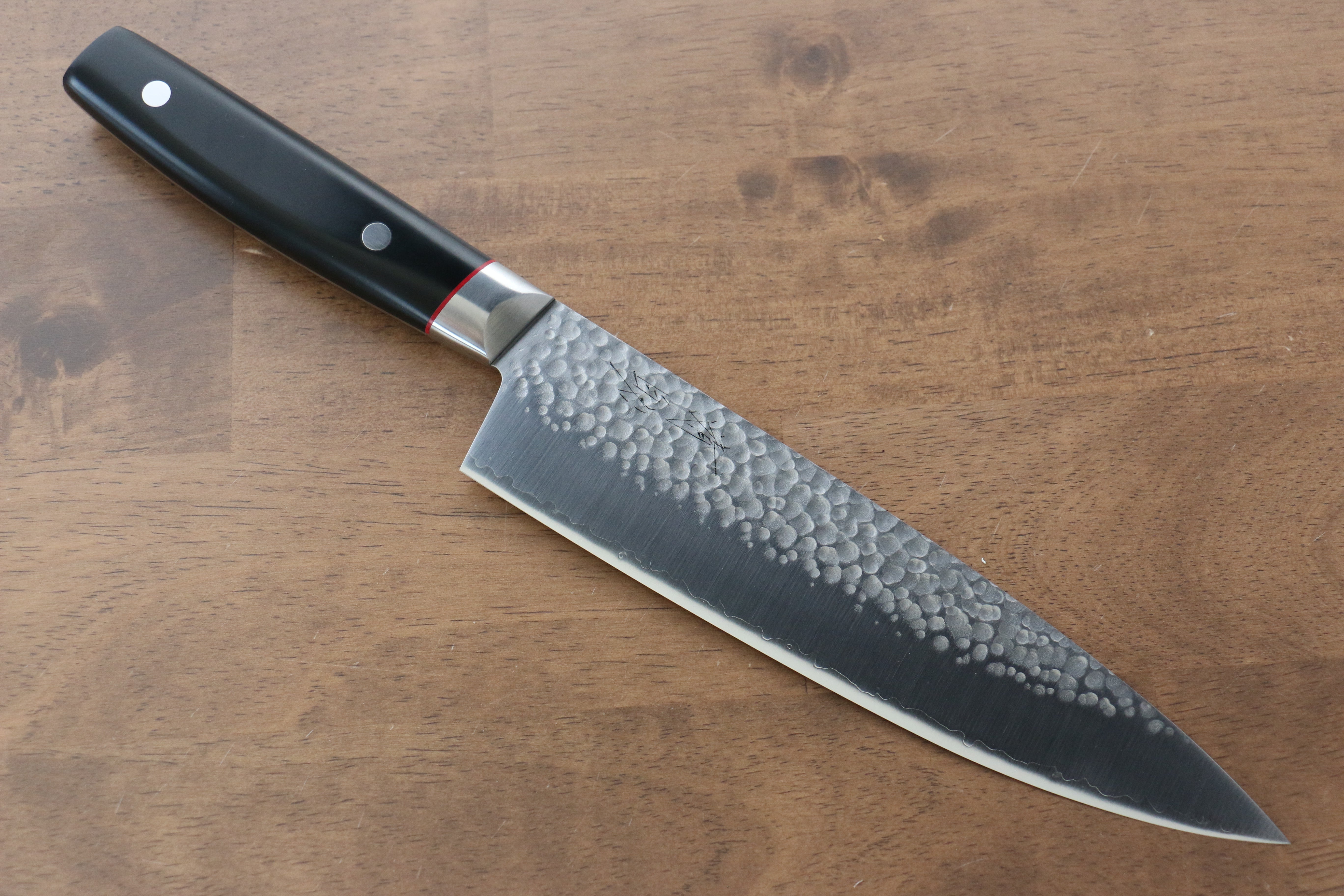Seisuke PRO-J VG10 Hammered Gyuto 200mm Black Micarta Handle - Japanny - Best Japanese Knife