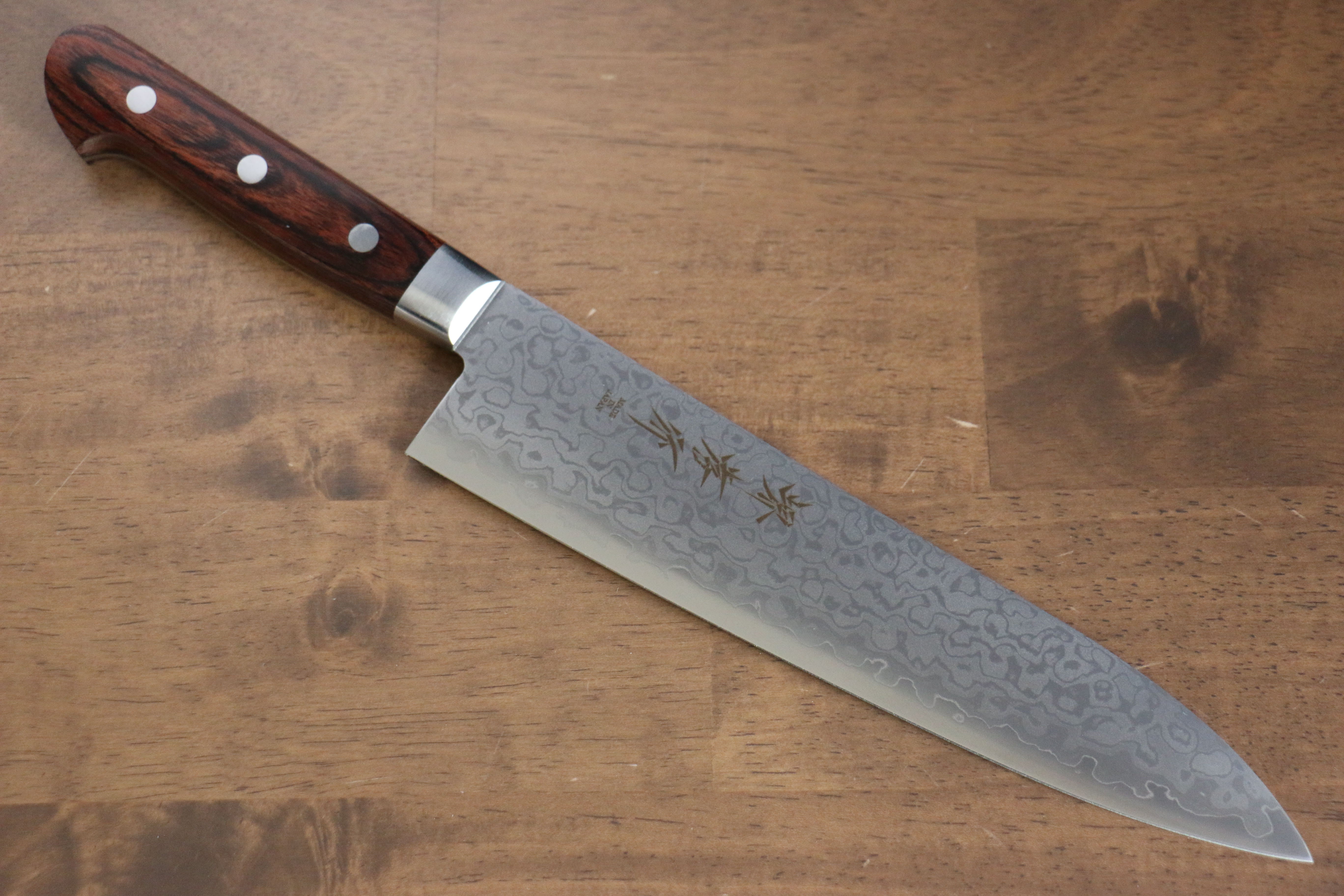 Sakai Takayuki VG10 17 Layer Damascus Mirrored Finish Gyuto 210mm - Japanny - Best Japanese Knife