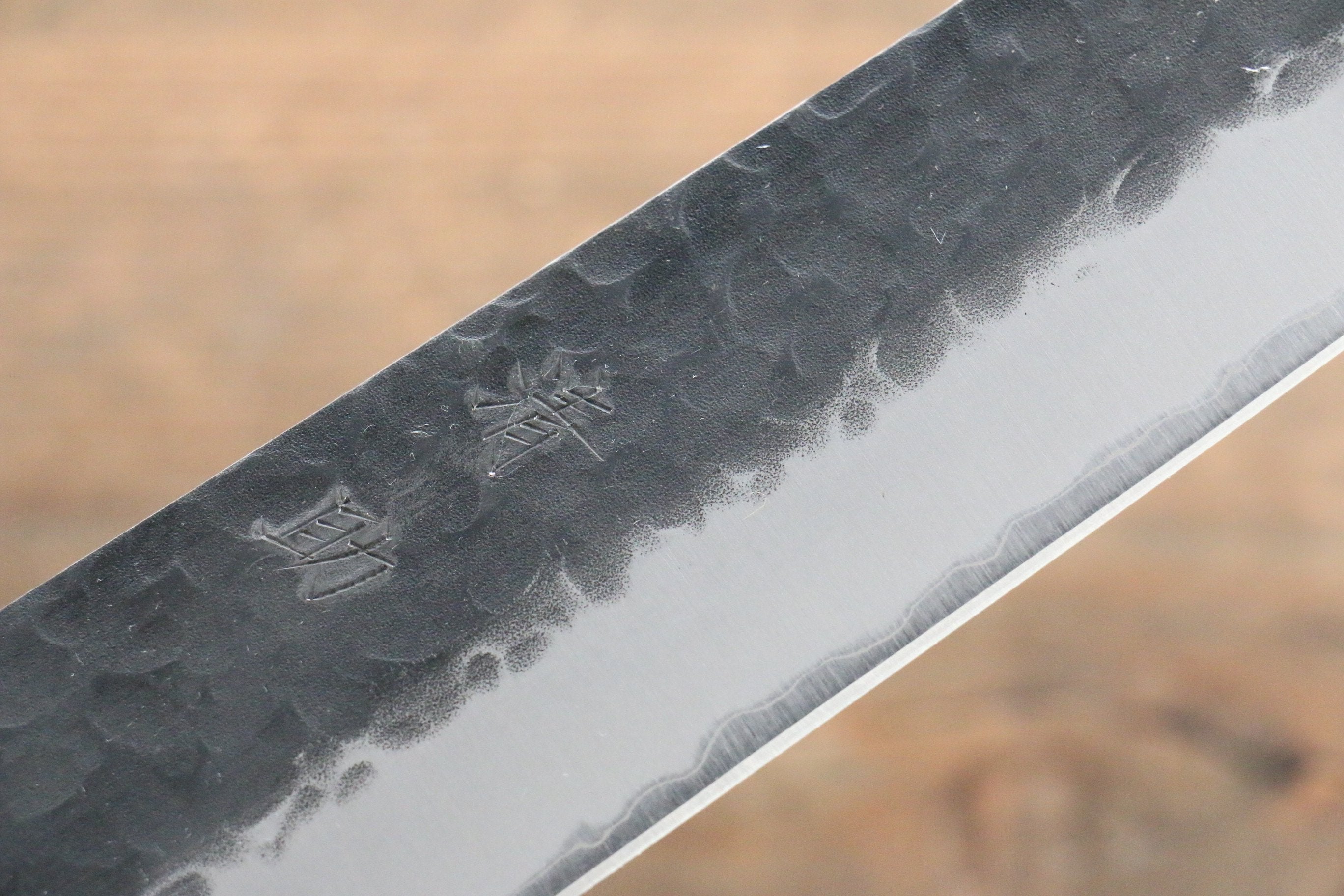 Seisuke Kurobeni Blue Super Hammered Kurouchi Kiritsuke Gyuto 210mm Red Pakka wood Handle - Japanny - Best Japanese Knife