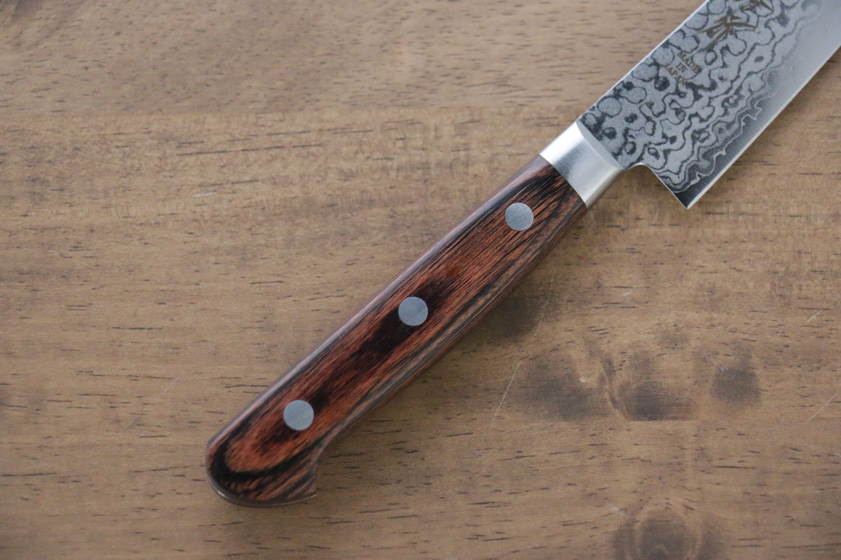 Sakai Takayuki VG10 17 Layer Damascus Mirrored Finish Petty-Utility 135mm - Japanny - Best Japanese Knife