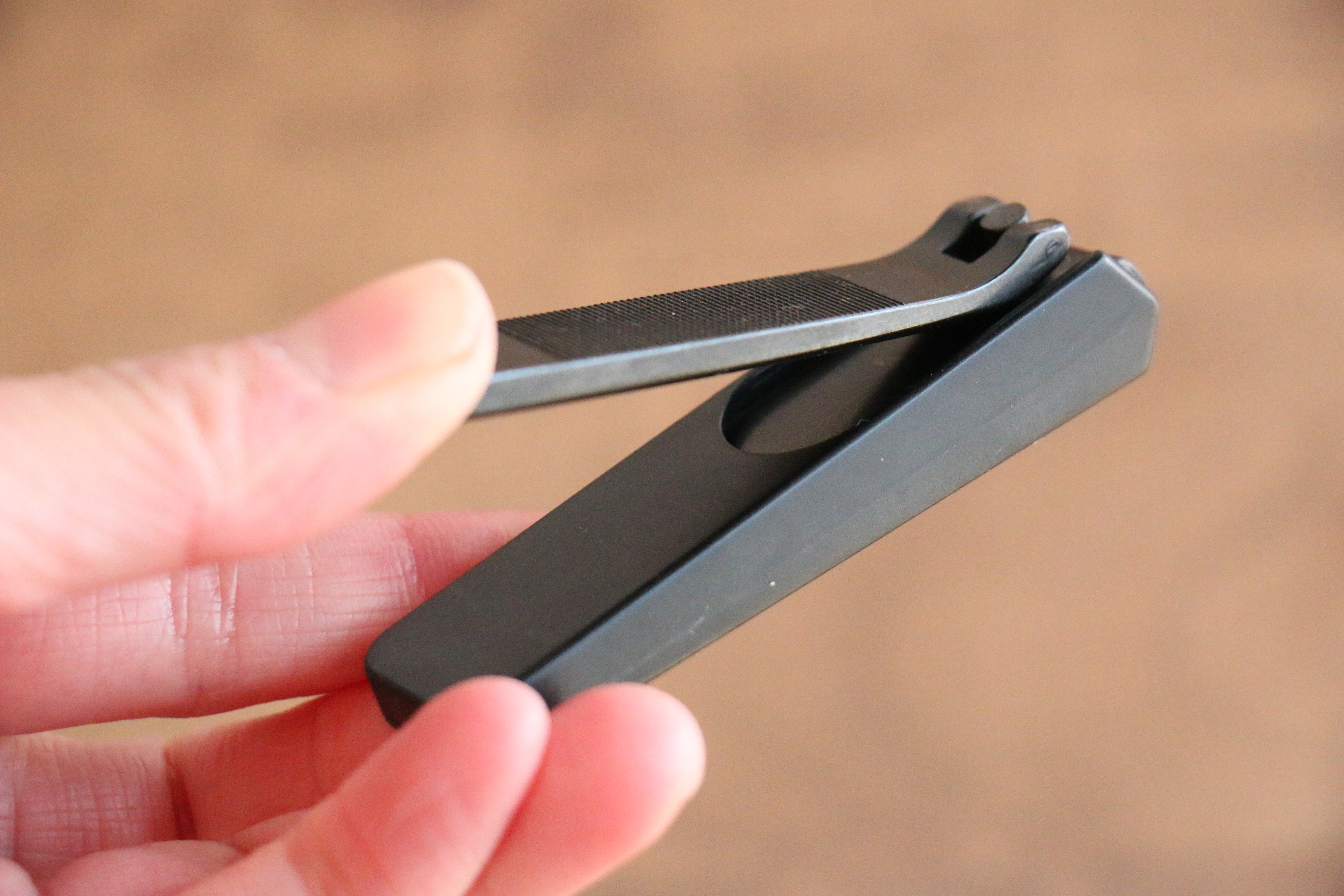 Black large High carbon steel With cover Black dyeing Nail Clipper - Japanny - Best Japanese Knife