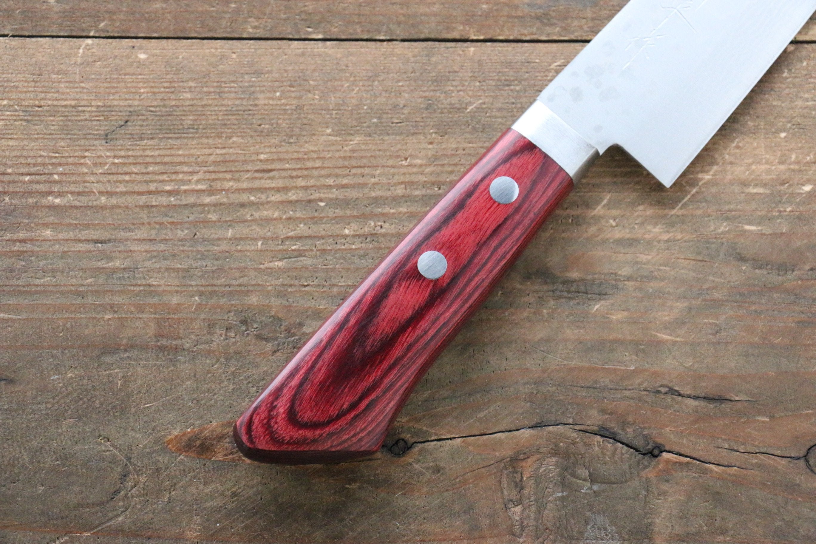 Kunihira Sairyu VG10 Damascus Small Santoku 135mm Red Pakka wood Handle - Japanny - Best Japanese Knife