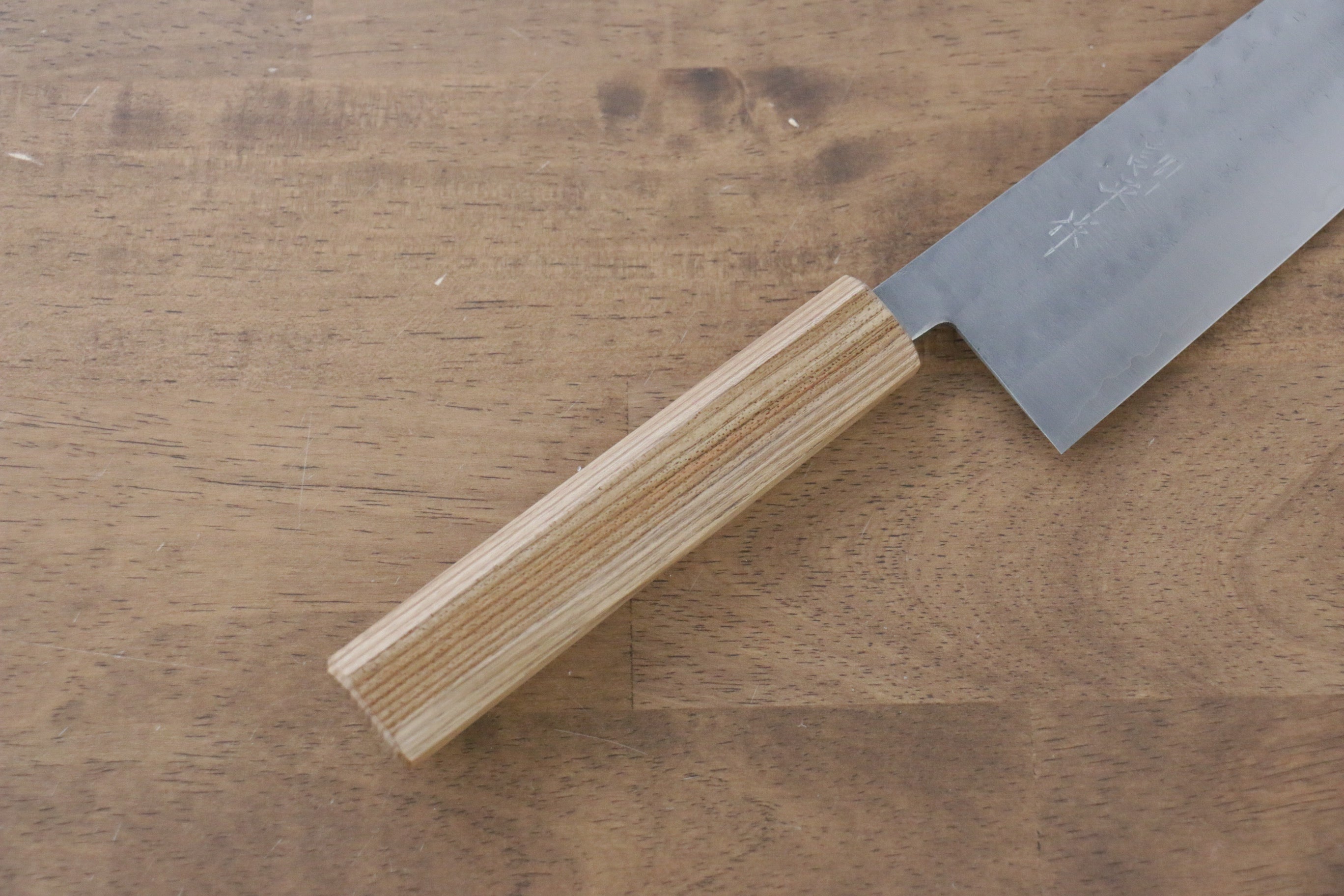 Kunihira VG1 Hammered Santoku 170mm Enju Handle - Japanny - Best Japanese Knife