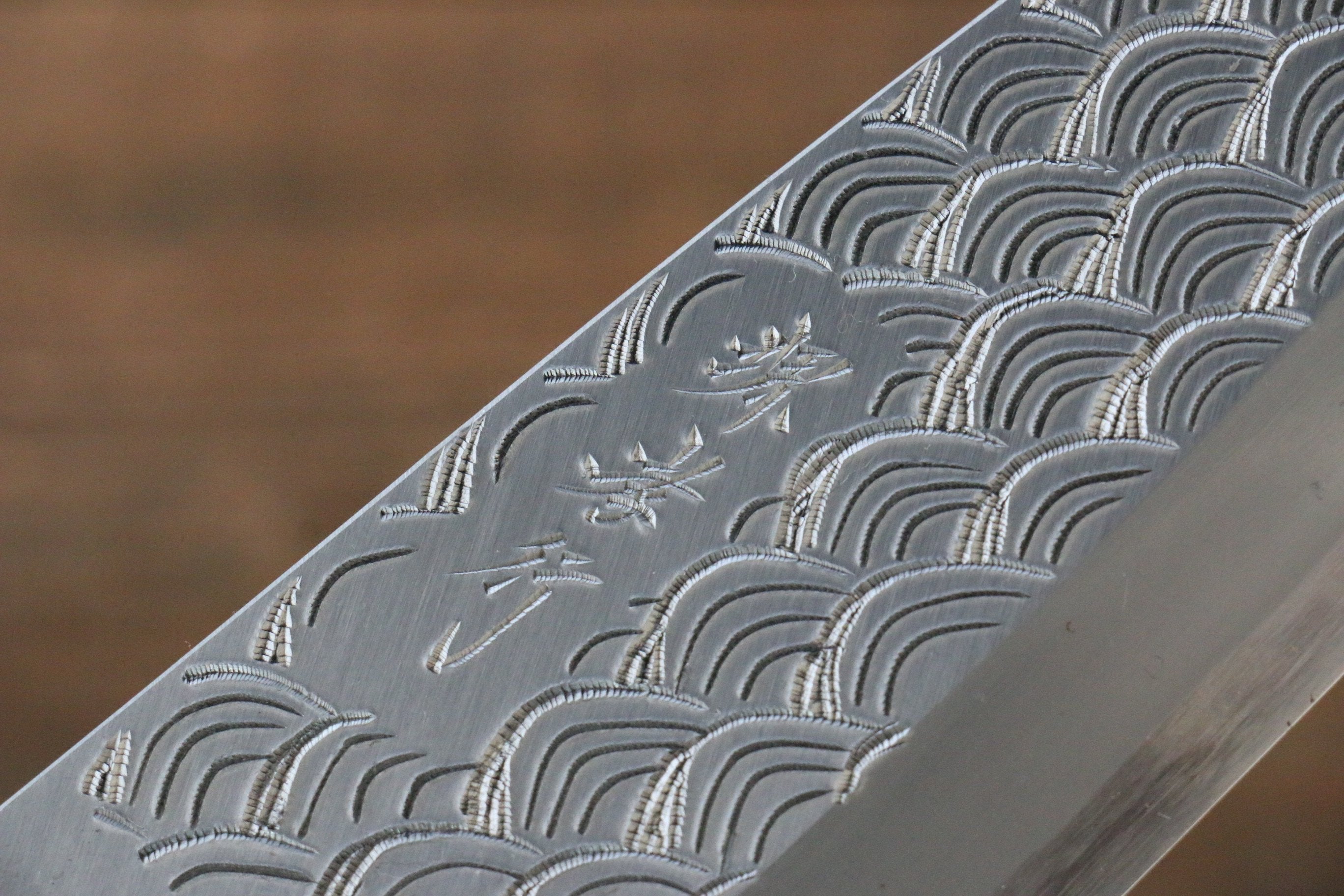 Sakai Takayuki Kasumitogi White Steel Seigaiha engraving Deba - Japanny - Best Japanese Knife